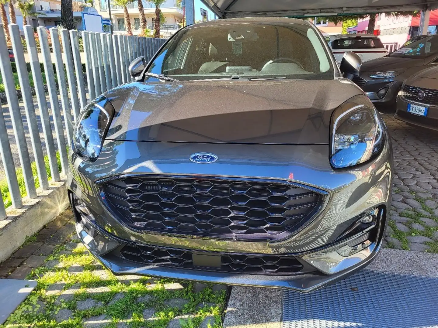 Ford Puma Puma 1.0 ecoboost hybrid AUTOMATICA ST-Line X 125 Gris - 2