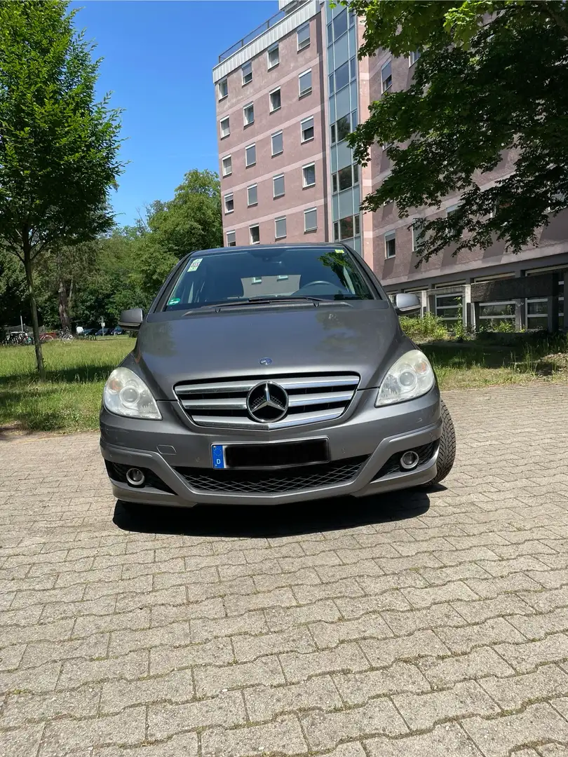 Mercedes-Benz B 200 Autotronic Šedá - 2