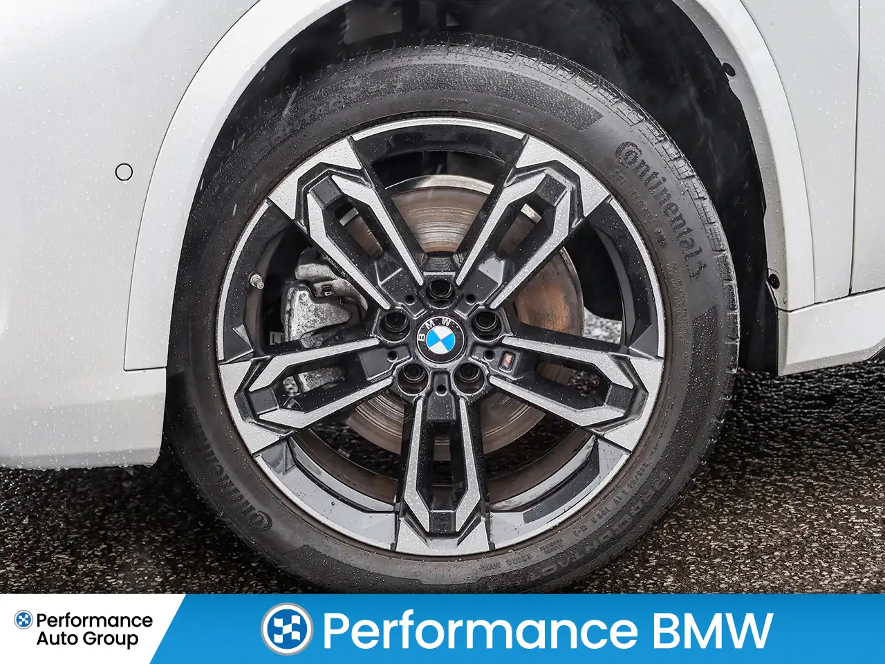 BMW X1 снимка BMW X1