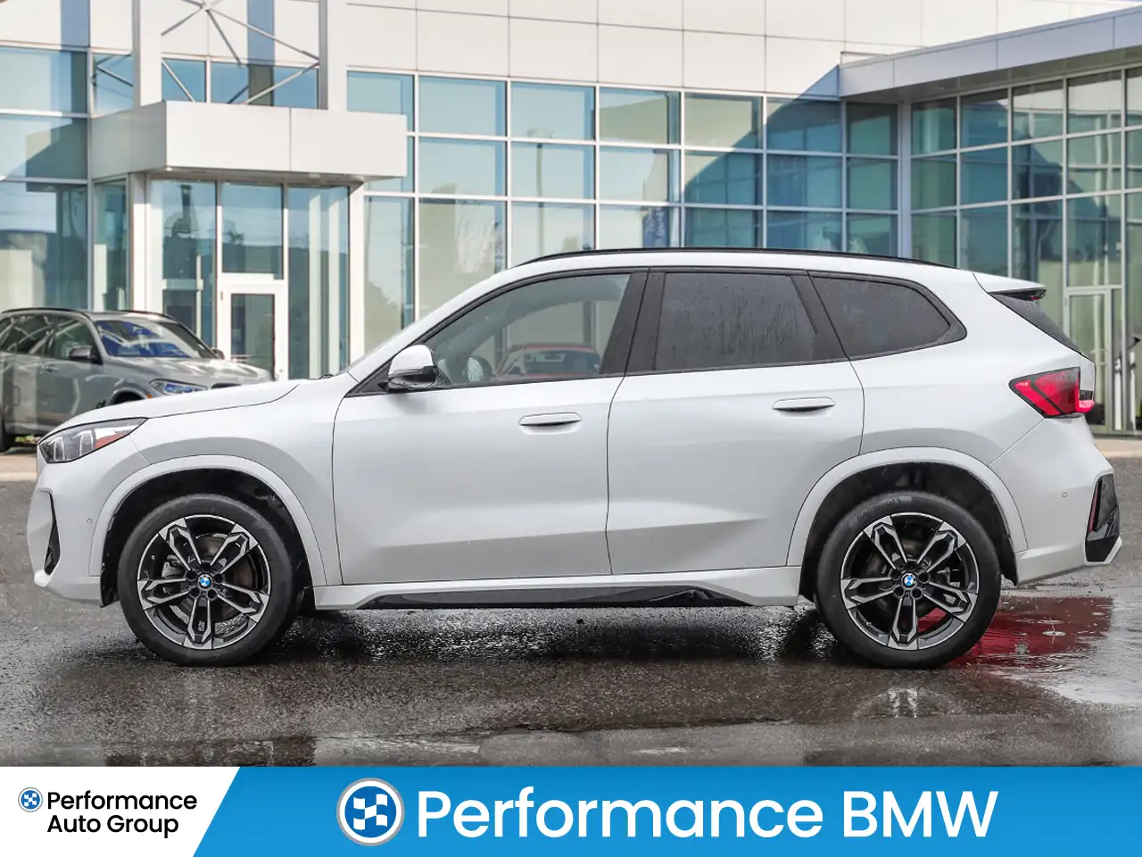 BMW X1 снимка BMW X1
