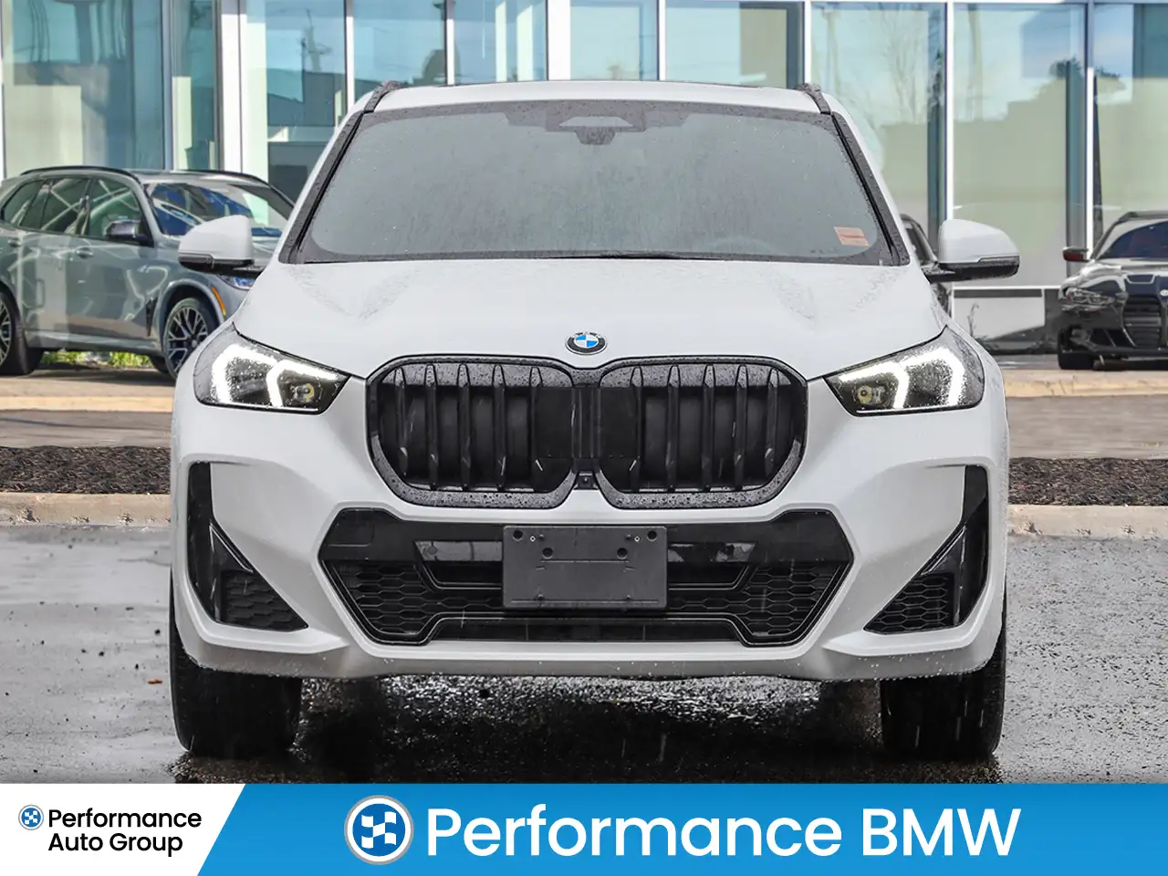 BMW X1 снимка BMW X1