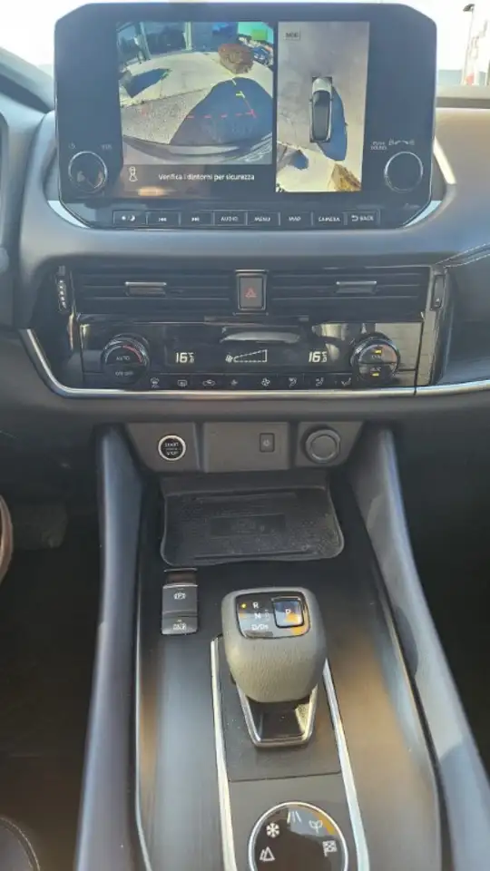 Nissan Qashqai MHEV 158 CV Xtronic 4WD Tekna 12