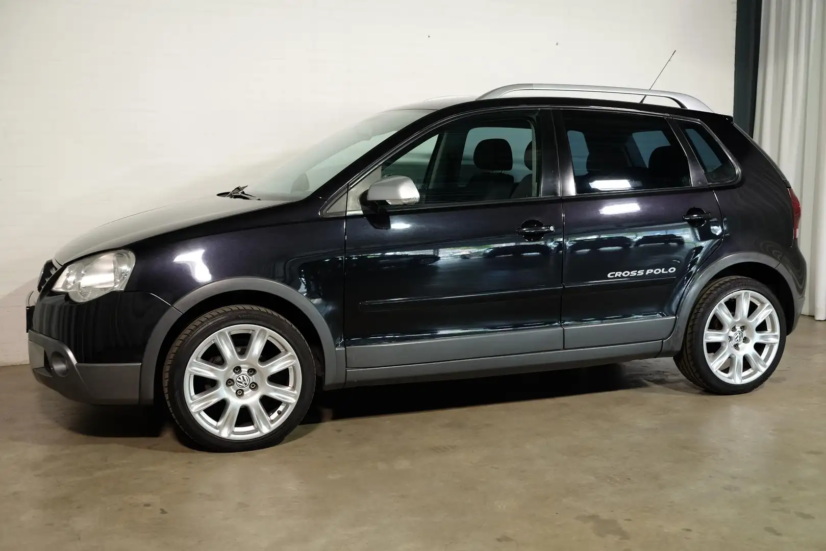 Volkswagen Polo Cross 1.4-16V Zwart - 2