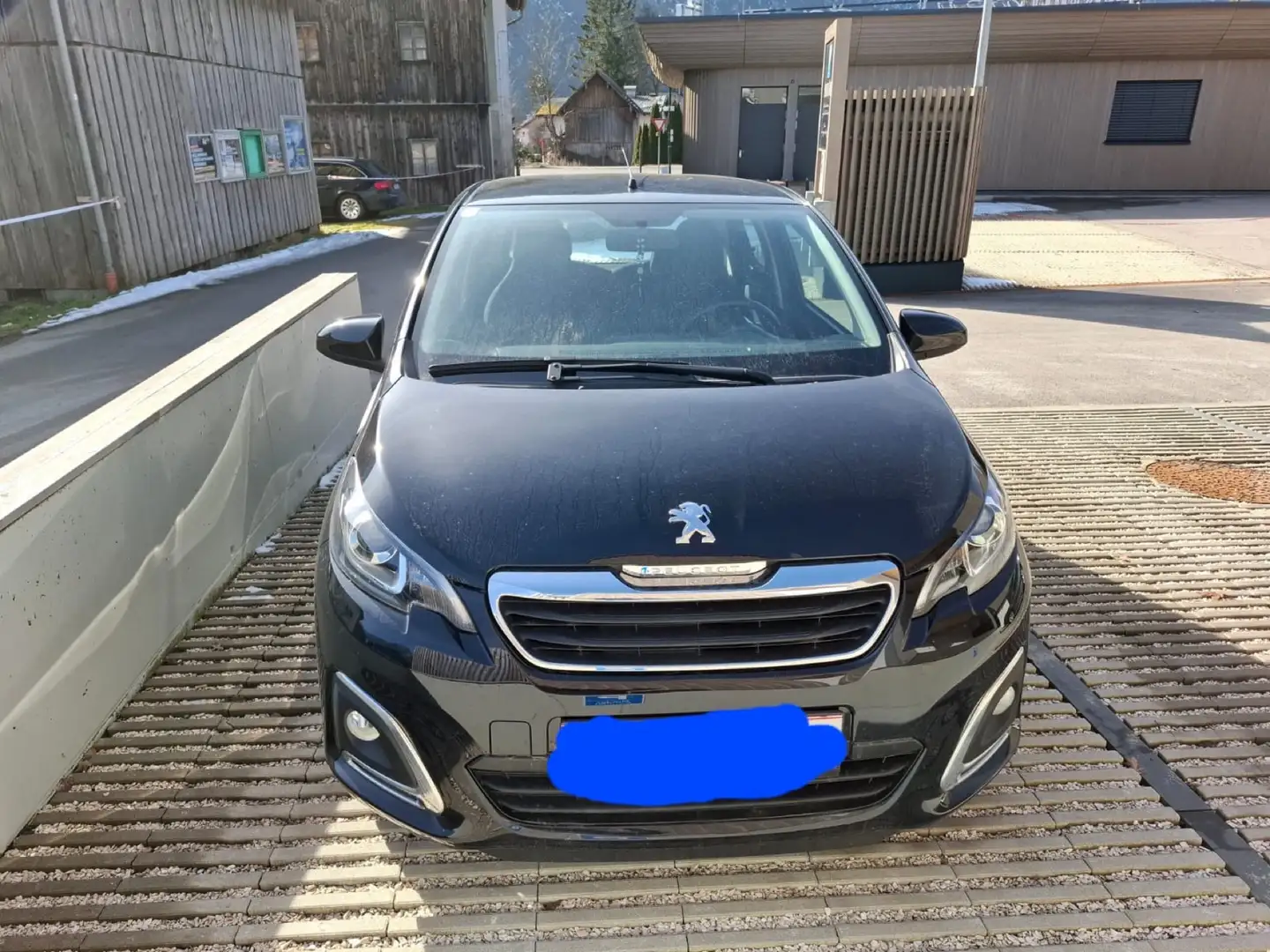 Peugeot 108 1,0 VTi 72 TOP! Allure - 1