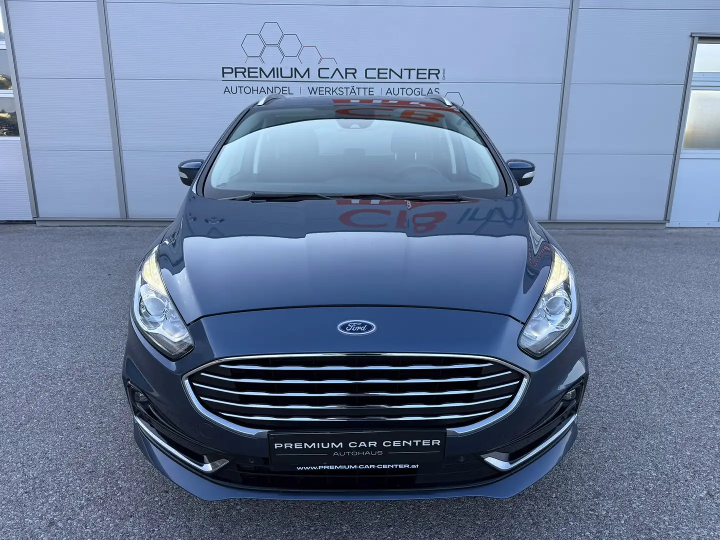 Ford S-Max Titanium 2.0 EcoBlue SCR AWD Aut LED / NAVI / AHV Blau - 2