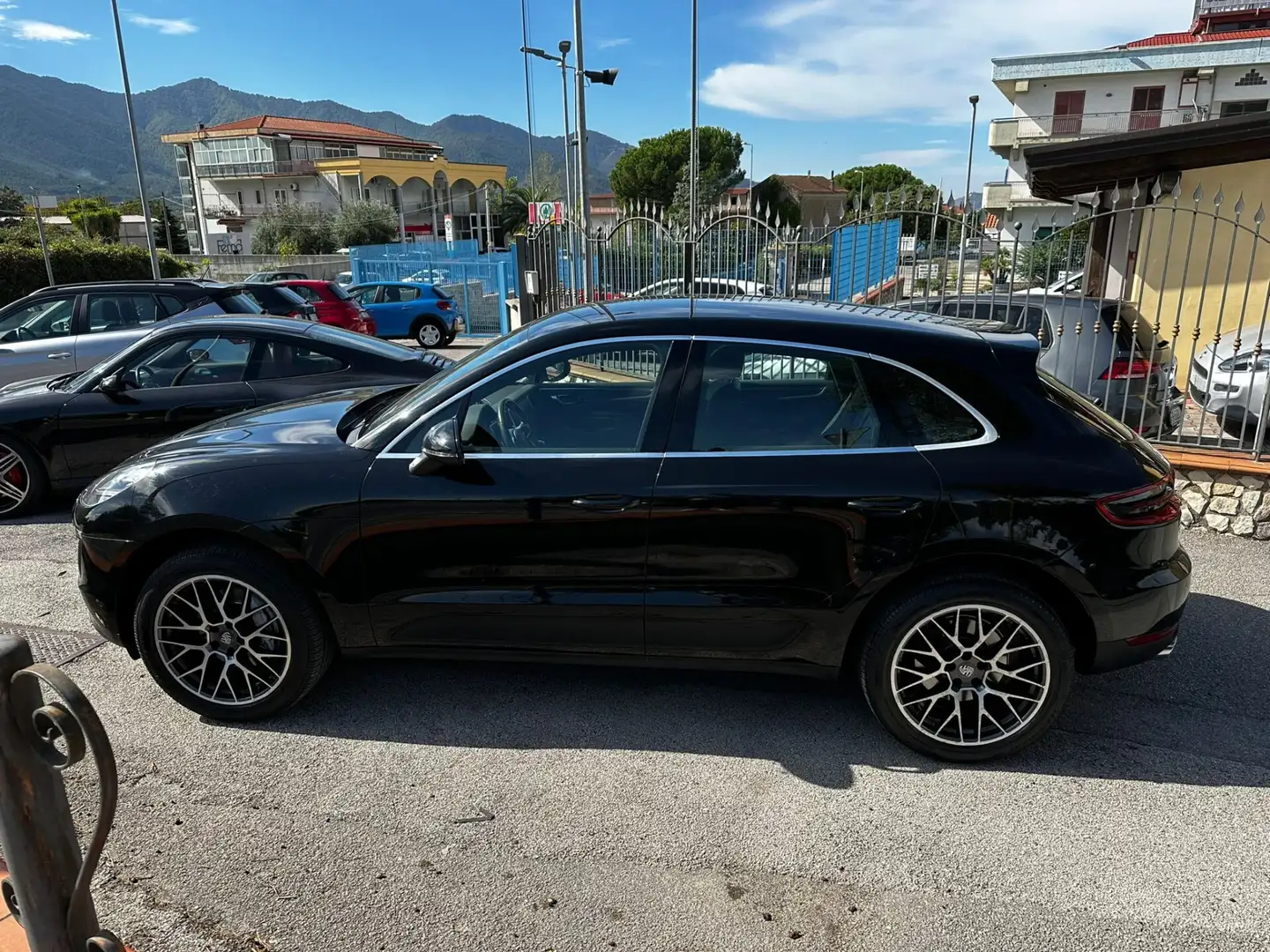 Porsche Macan 2.0 Nero - 2