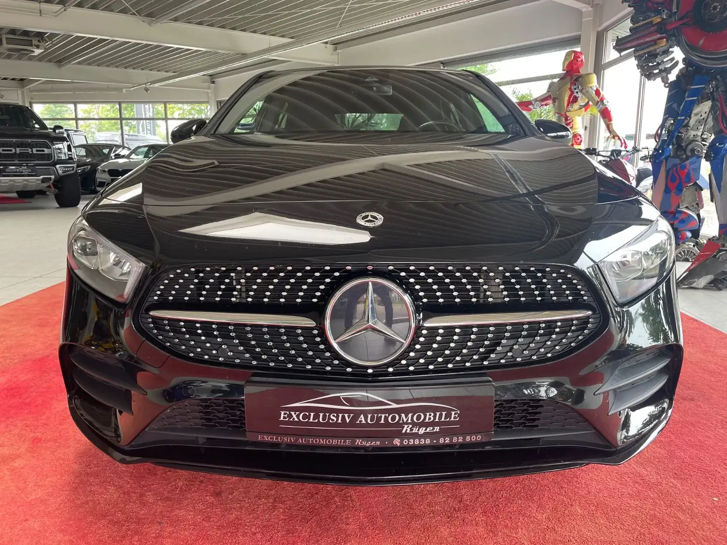 Mercedes-Benz A 250 AMG Night ACC 19 Zoll Schwarz - 2