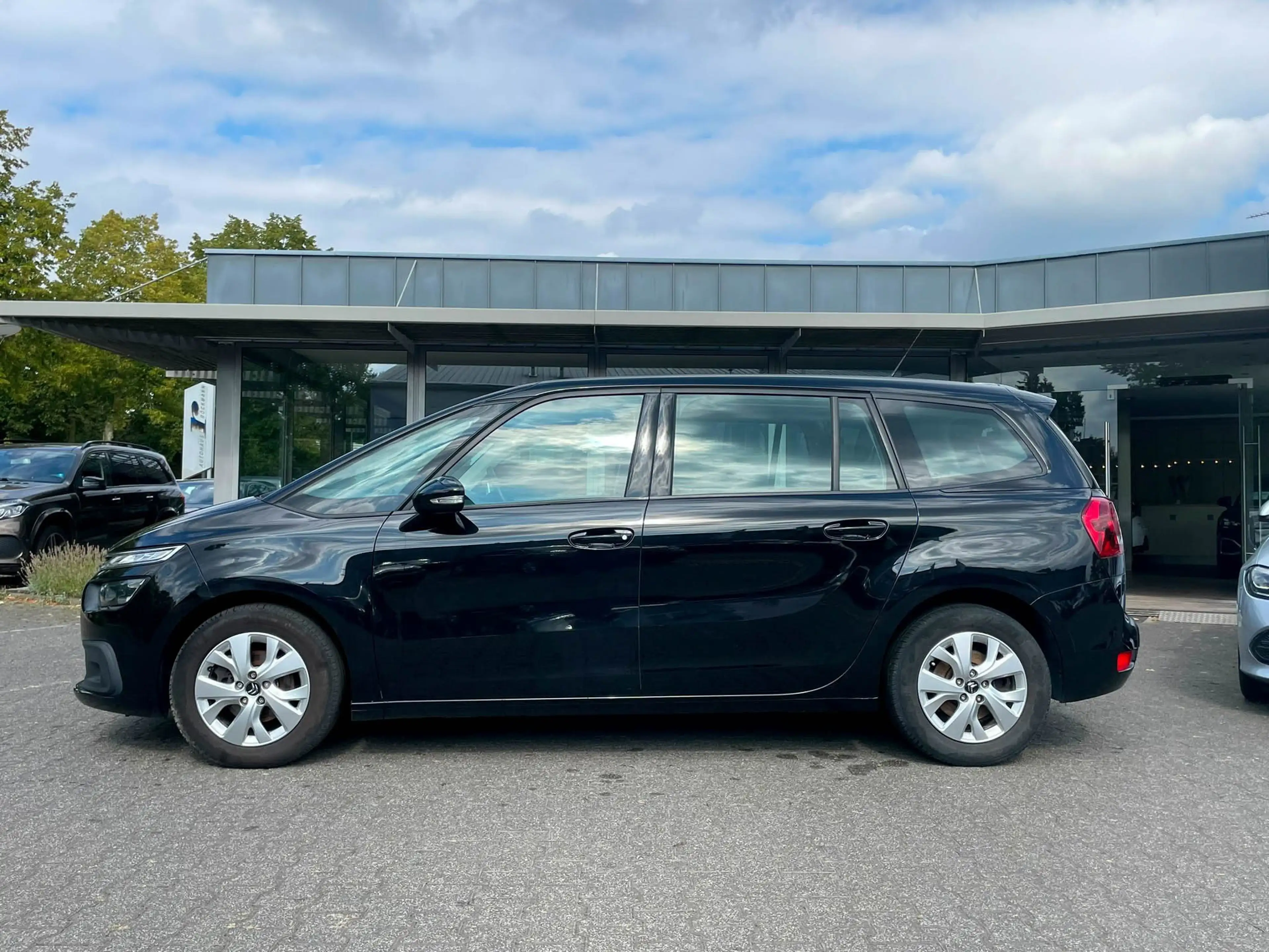 Citroen Grand C4 SpaceTourer Live Pack 7Sitzer  Navi PDC CarPlay SHZ — photo 4