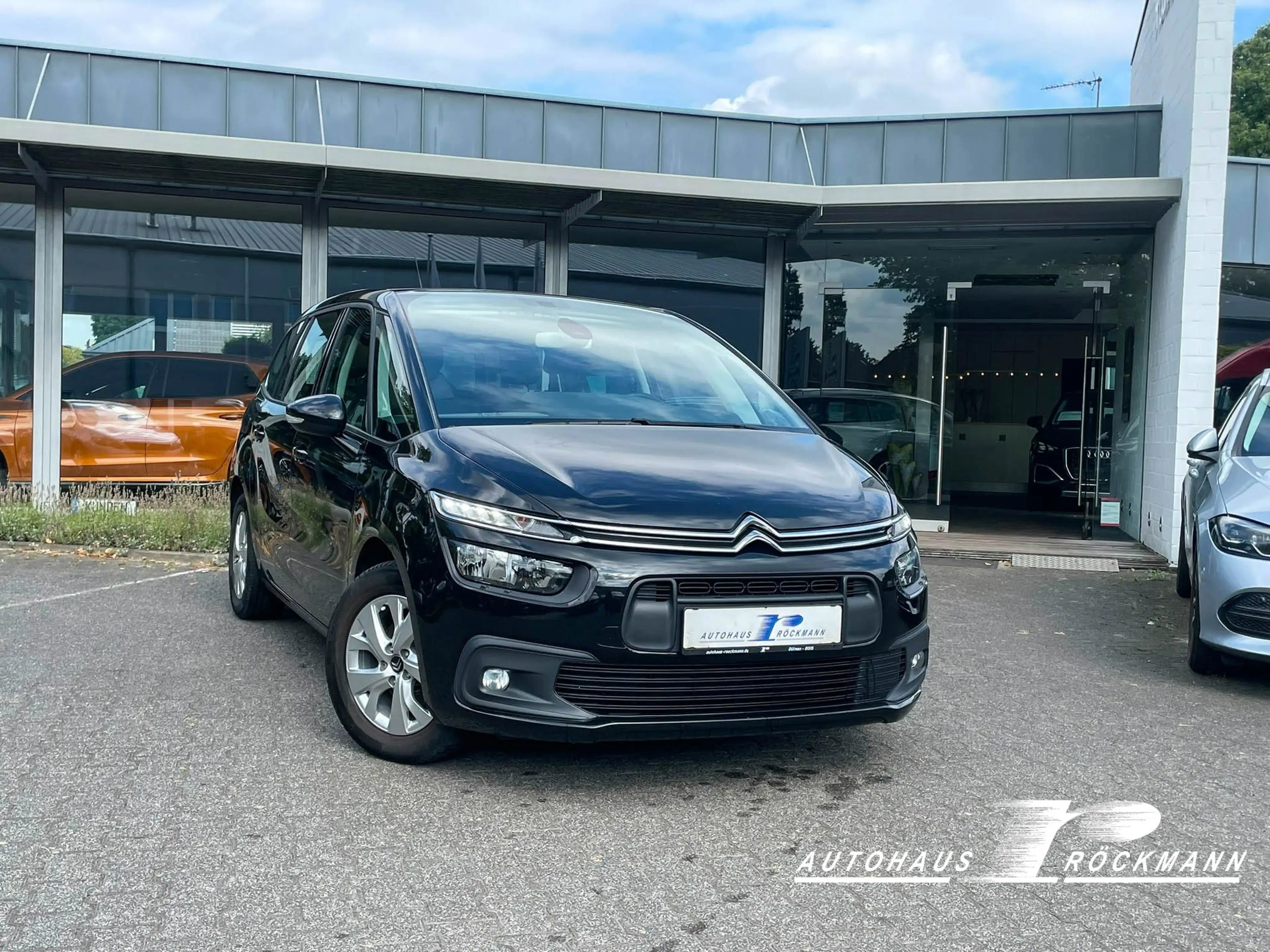 Citroen Grand C4 SpaceTourer Live Pack 7Sitzer Navi PDC CarPlay SHZ