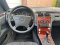 Mercedes-Benz E 230 Classic - Schiebedach/Automatik/Klima/PDC - thumbnail 17
