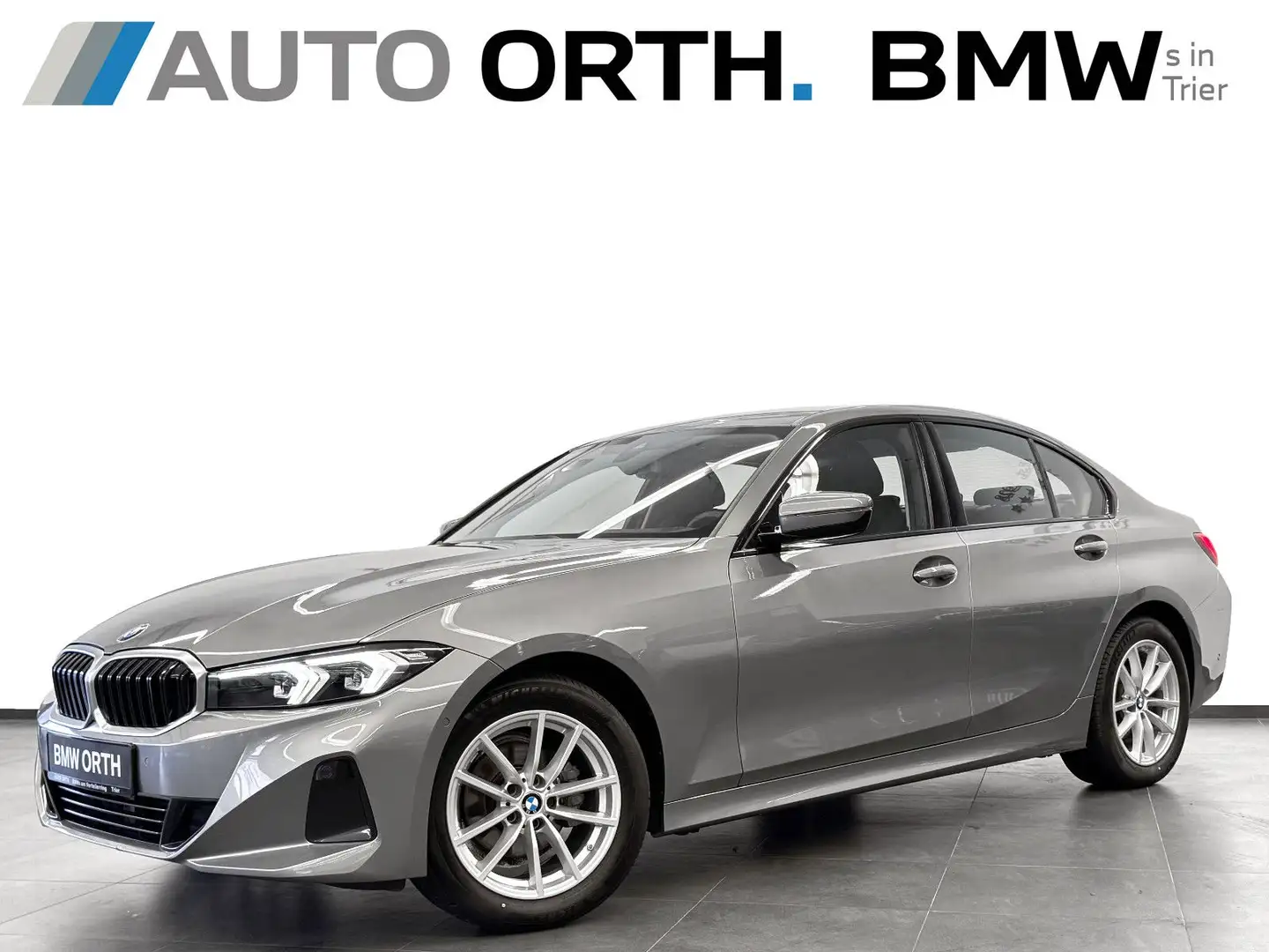 BMW 318 i AUT. *LCI* WIDESCREEN HUD KAMERA SHZ DR.ASS Gris - 1