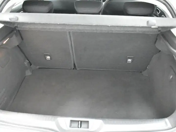 Renault Mégane Business Blue dCi -SS 2021, foto 28