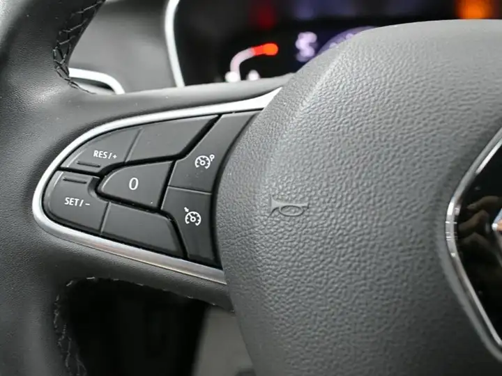Renault Mégane Business Blue dCi -SS 2021, foto 13