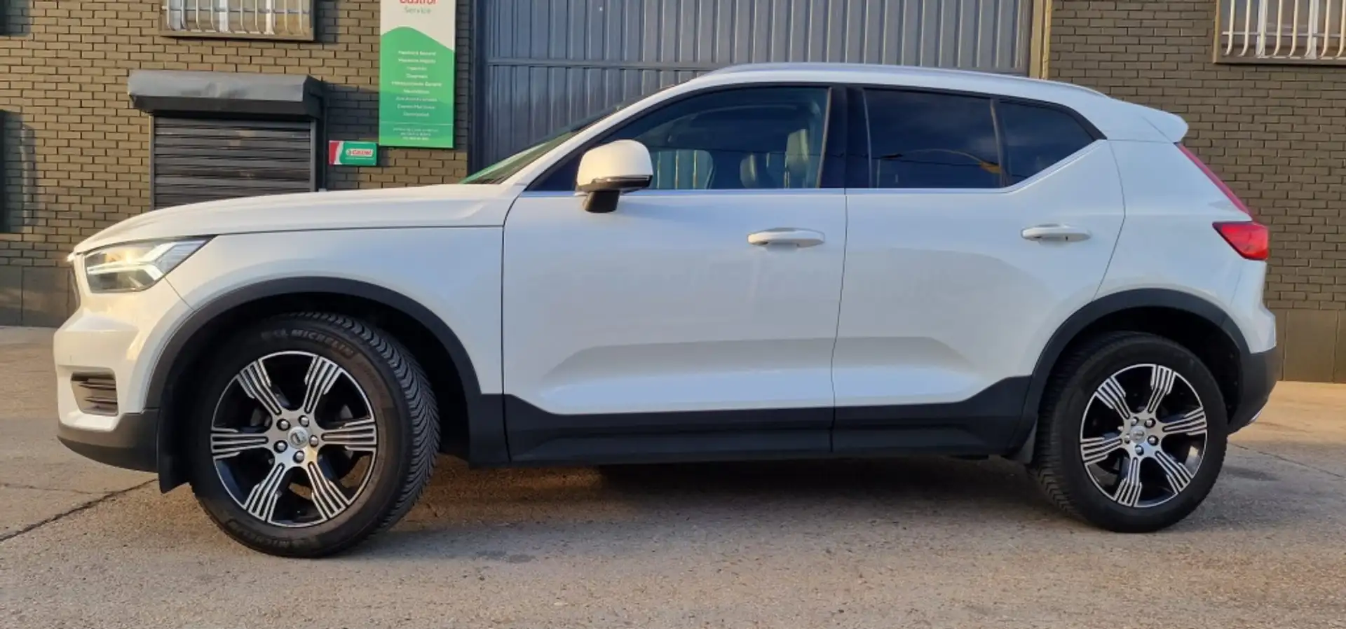 Volvo XC40 D3 Inscription Premium Edition AWD Aut. Blanco - 1