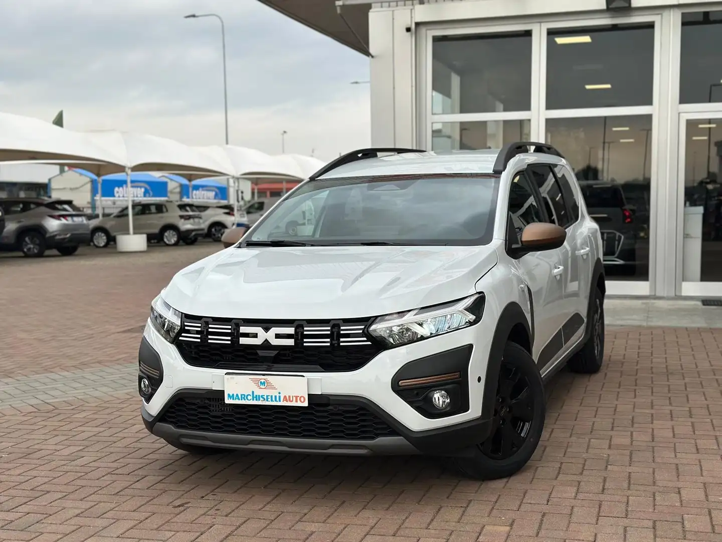 Dacia Jogger 1.0 tce Extreme UP Gpl 100cv Blanco - 1