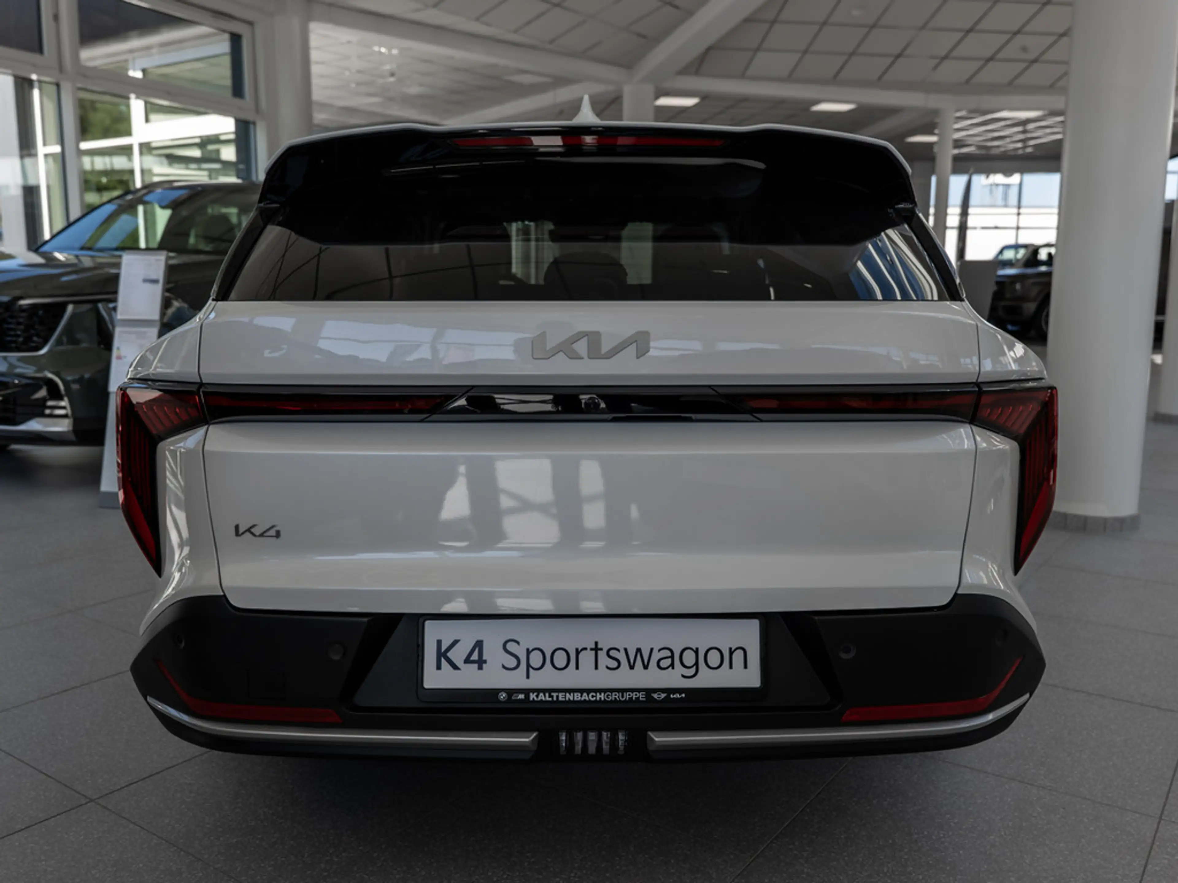 Kia K4 SW 1.6 T-GDi 150 Spirit 360° LED ACC NAVI — photo 6
