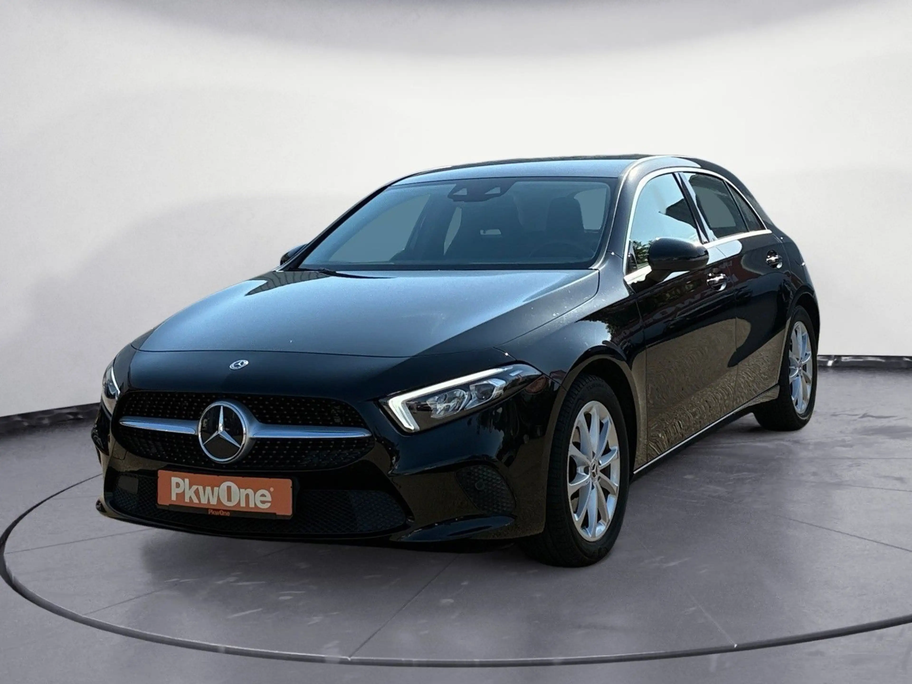 Mercedes-Benz A 200 Progessive AHK*PDC*KAMERA*NAVI*SHZ*TEMPOMA