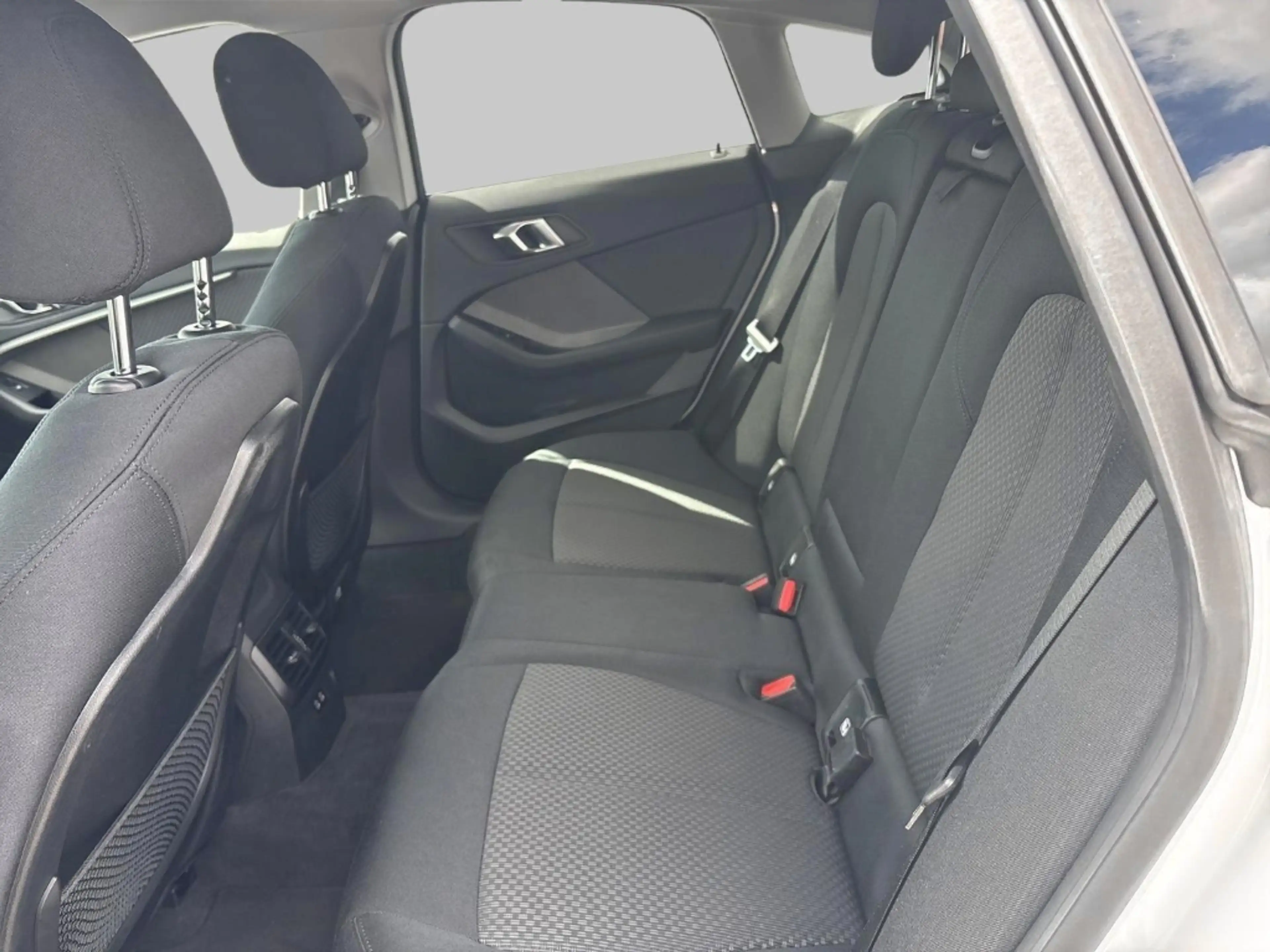 BMW 220 d Navi Digitales Cockpit Soundsystem HarmanKardon — photo 8