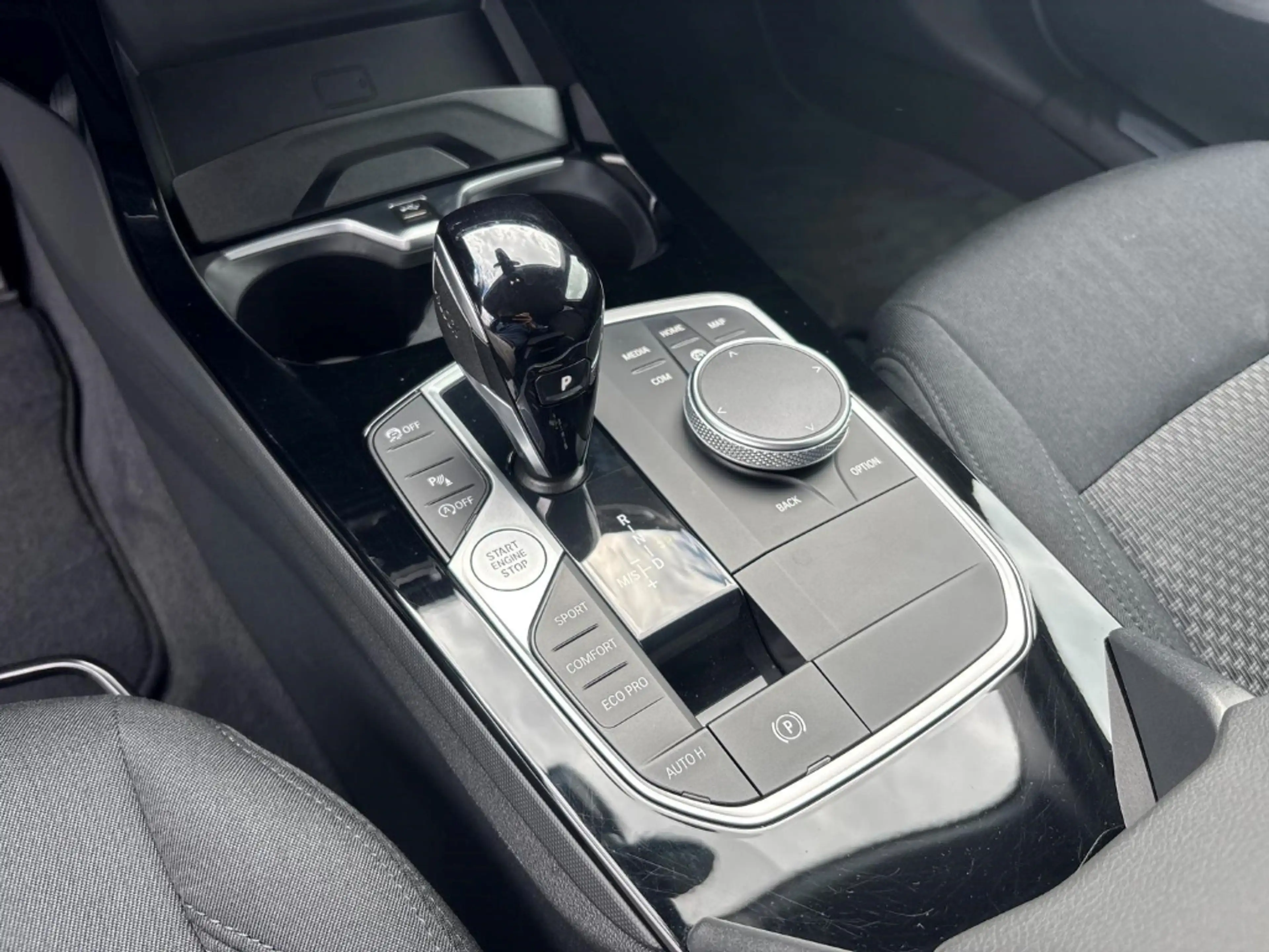 BMW 220 d Navi Digitales Cockpit Soundsystem HarmanKardon — photo 13