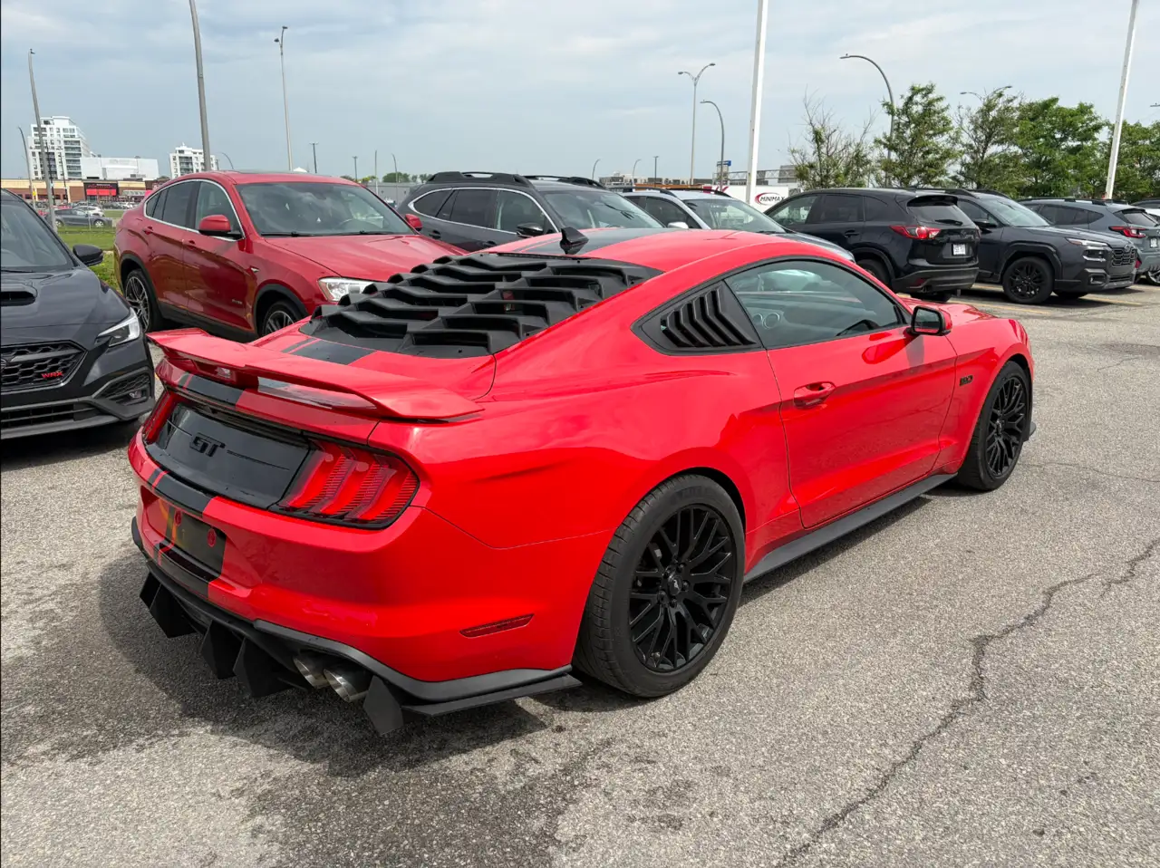 Ford Mustang photo Ford Mustang