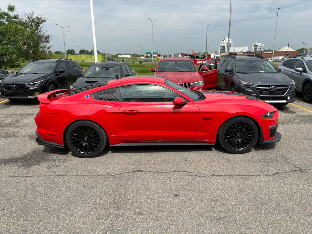 Ford Mustang photo Ford Mustang