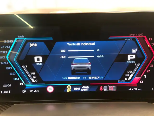 BMW XM 50e Ansicht 4