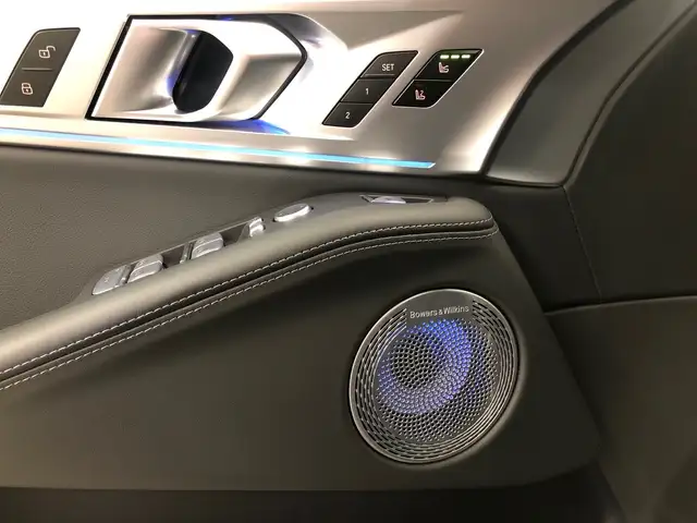 BMW XM 50e Ansicht 14