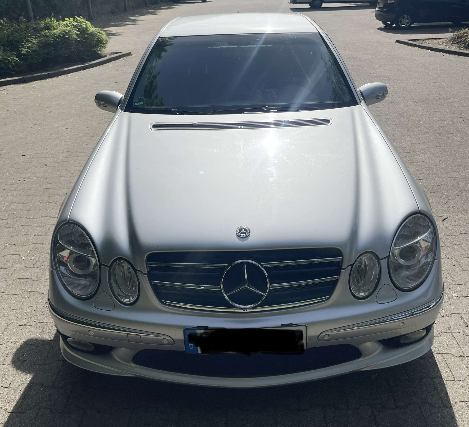Second hand Mercedes Benz E-Class 320