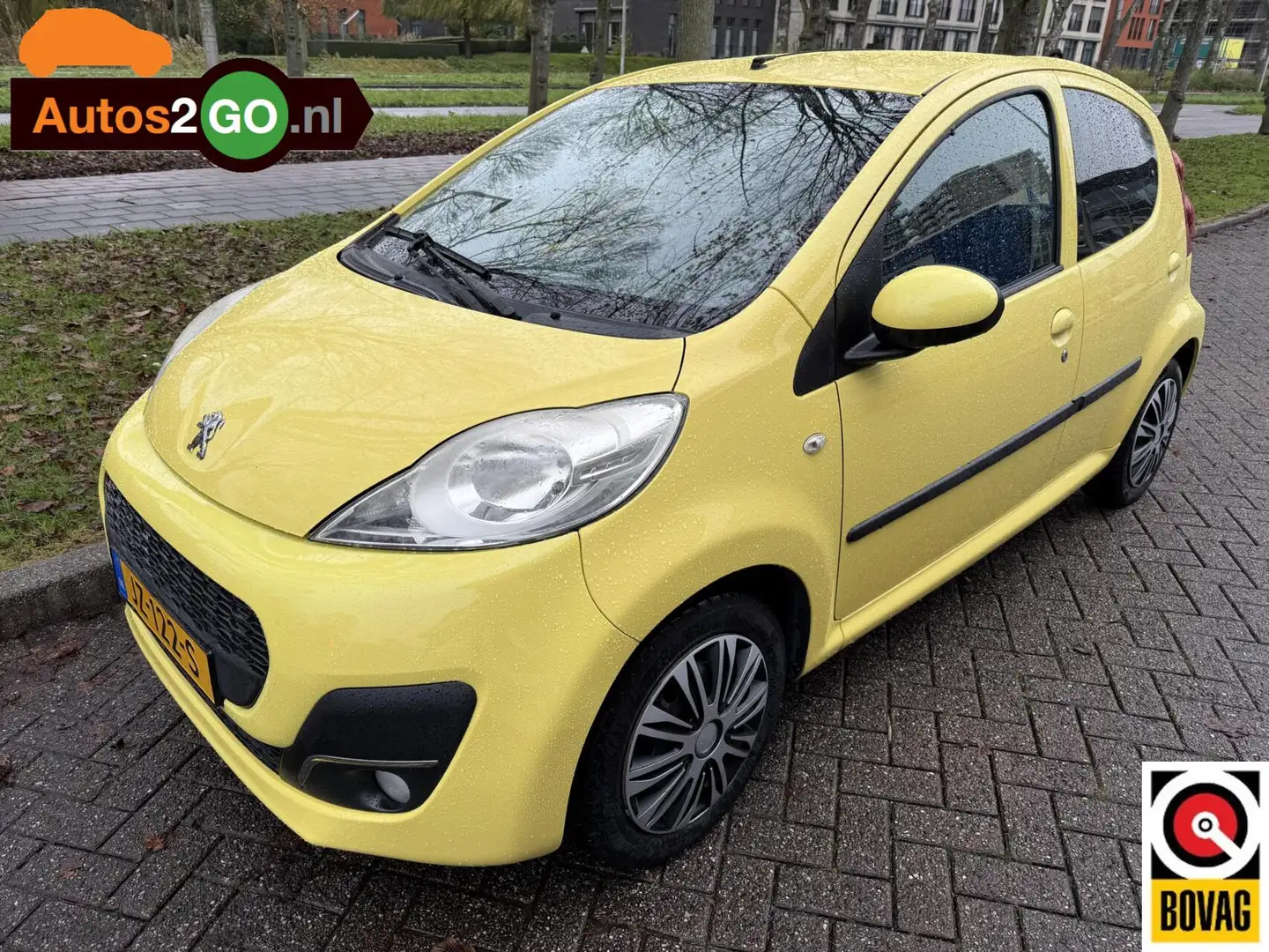 Peugeot 107 1.0 Active Geel - 1