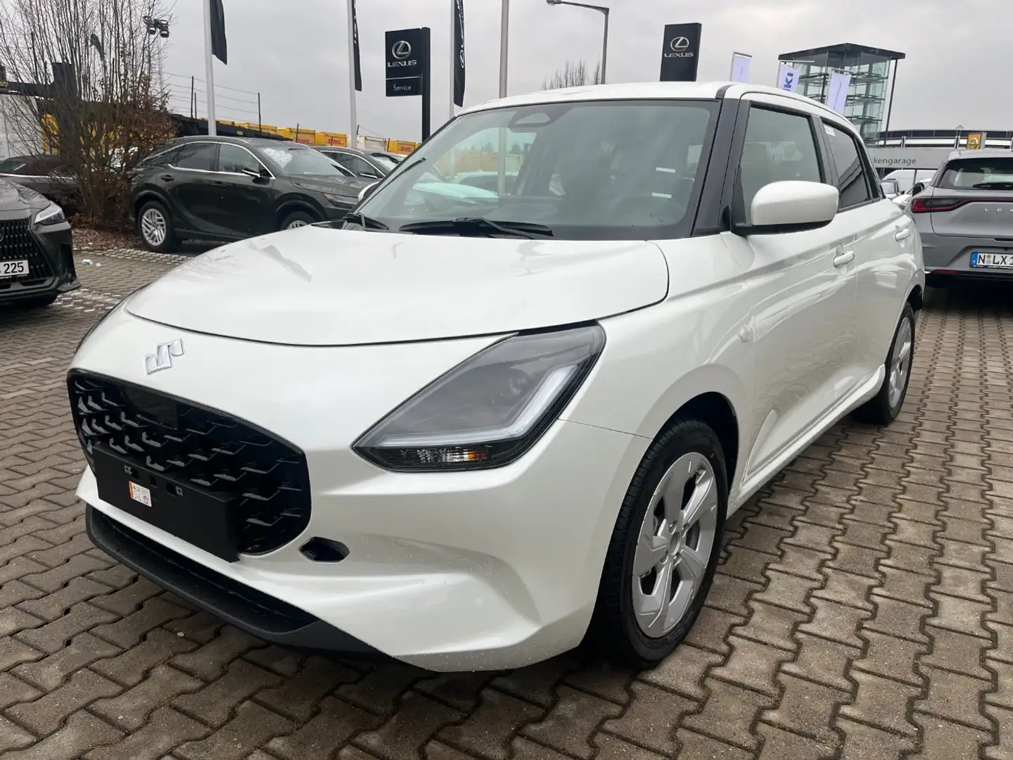 Suzuki Swift 1.2 Mild-Hybrid Dualjet Comfort LED,Kamera Weiß - 1