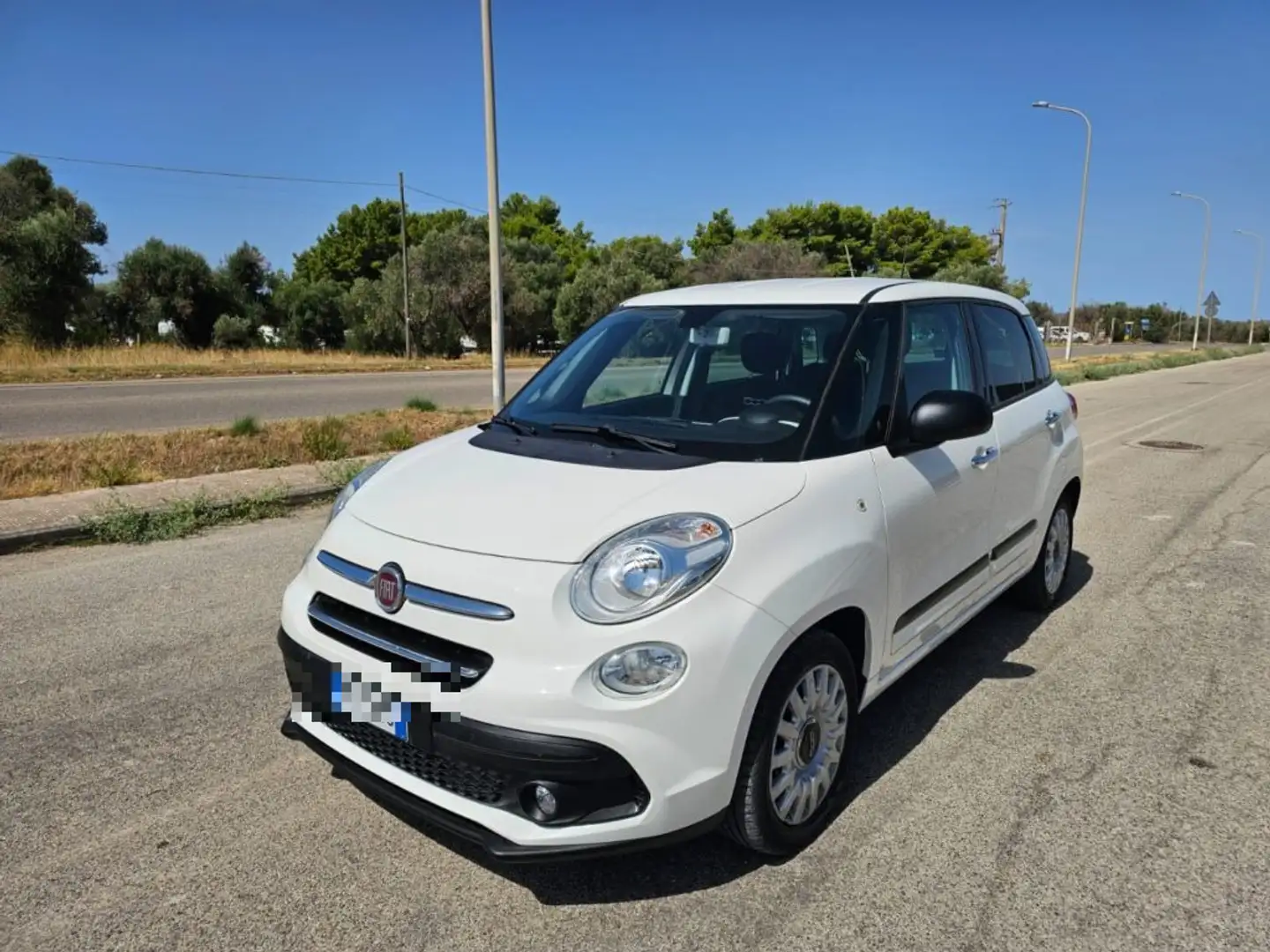 Fiat 500L Pro 1.6 MJT 120CV URBAN E6B 4 posti (N1) Bianco - 1