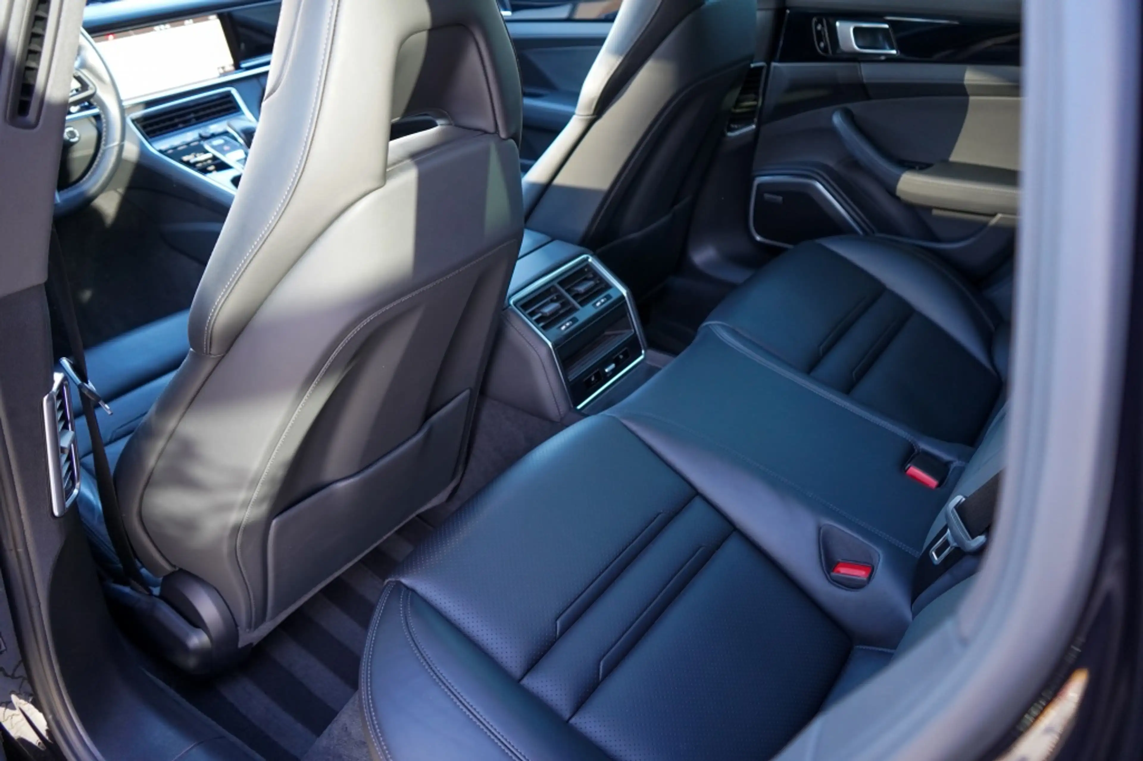 Porsche Panamera Sport Turismo 2.9 4 E-Hybrid | Pano | Bose | Adap. — photo 6