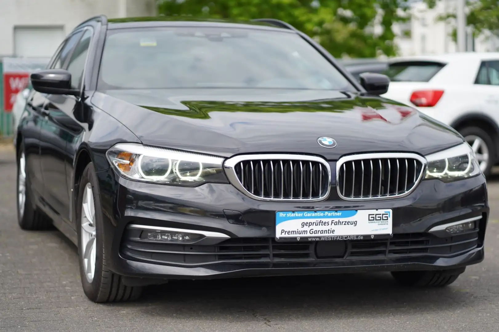 BMW 530 d xDrive Touring Automatik DDC ACC Leder Cam Schwarz - 1