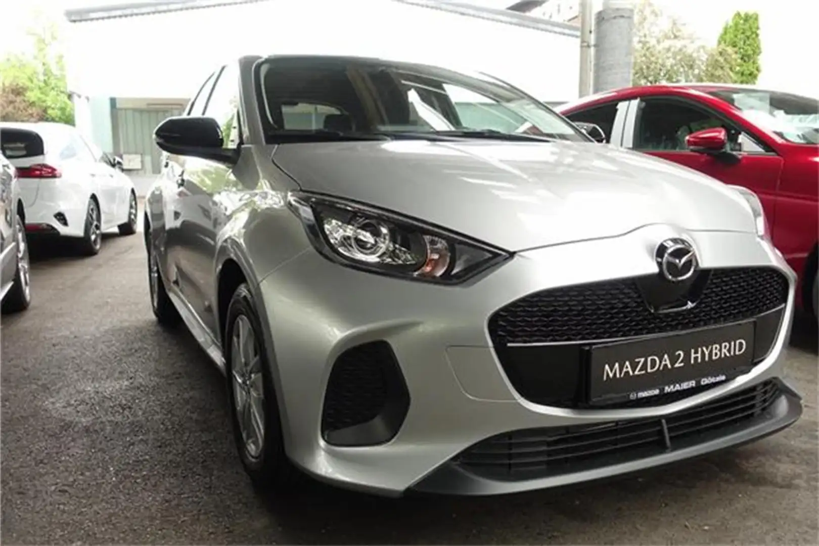 Mazda 2 Hybrid Centre Line Aut. Silber - 2