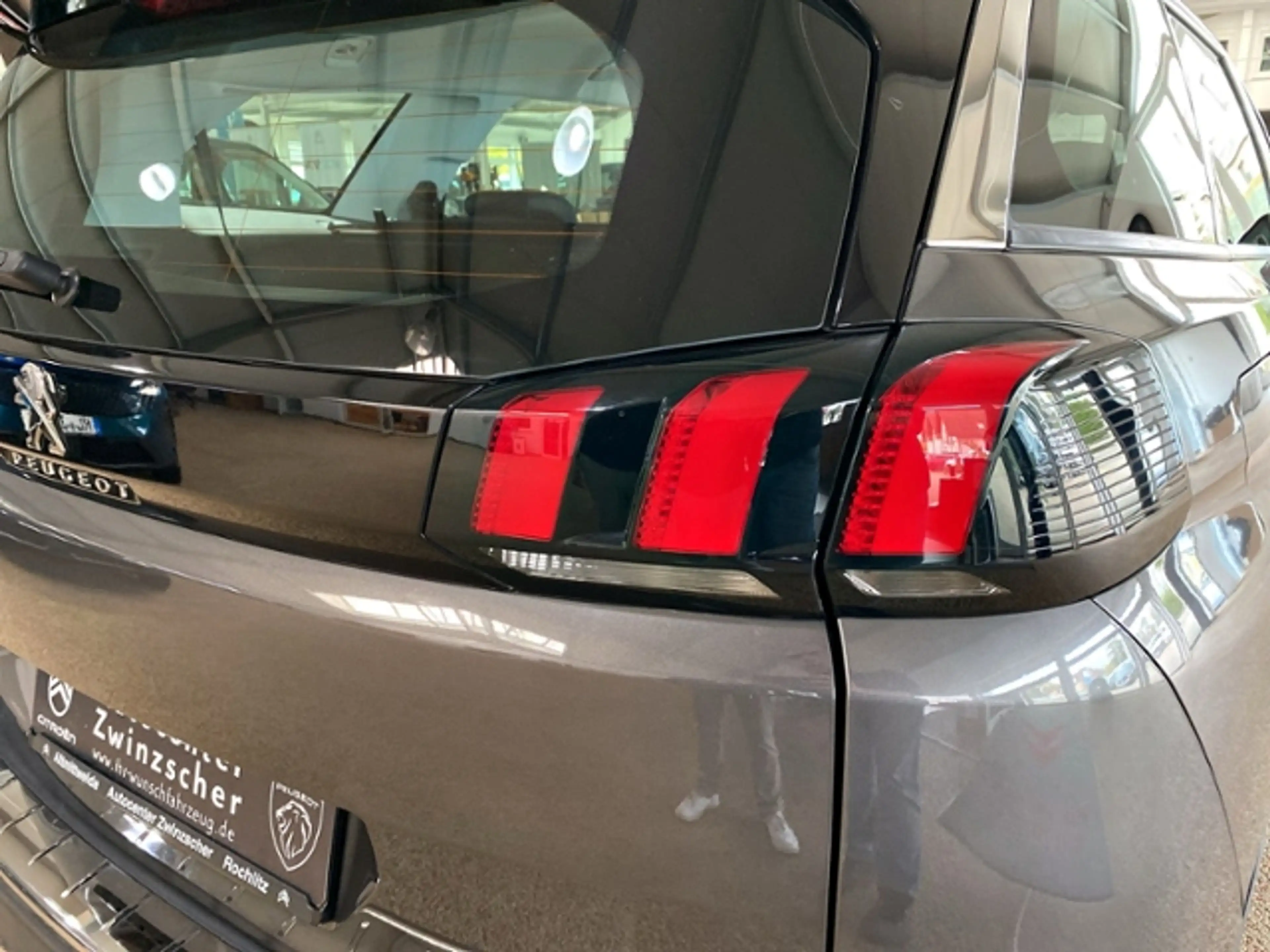 Peugeot 5008 Allure — photo 13
