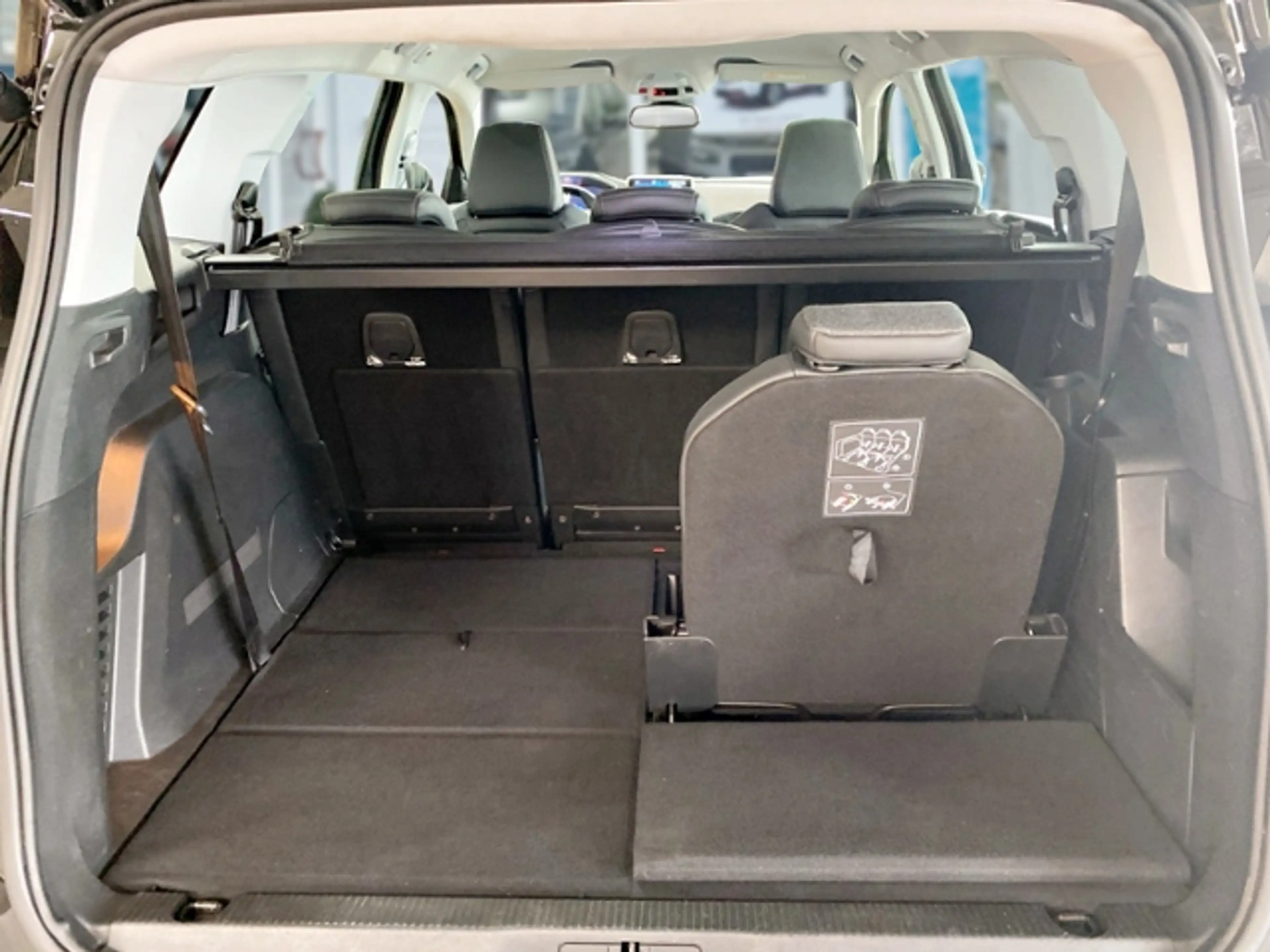 Peugeot 5008 Allure — photo 8