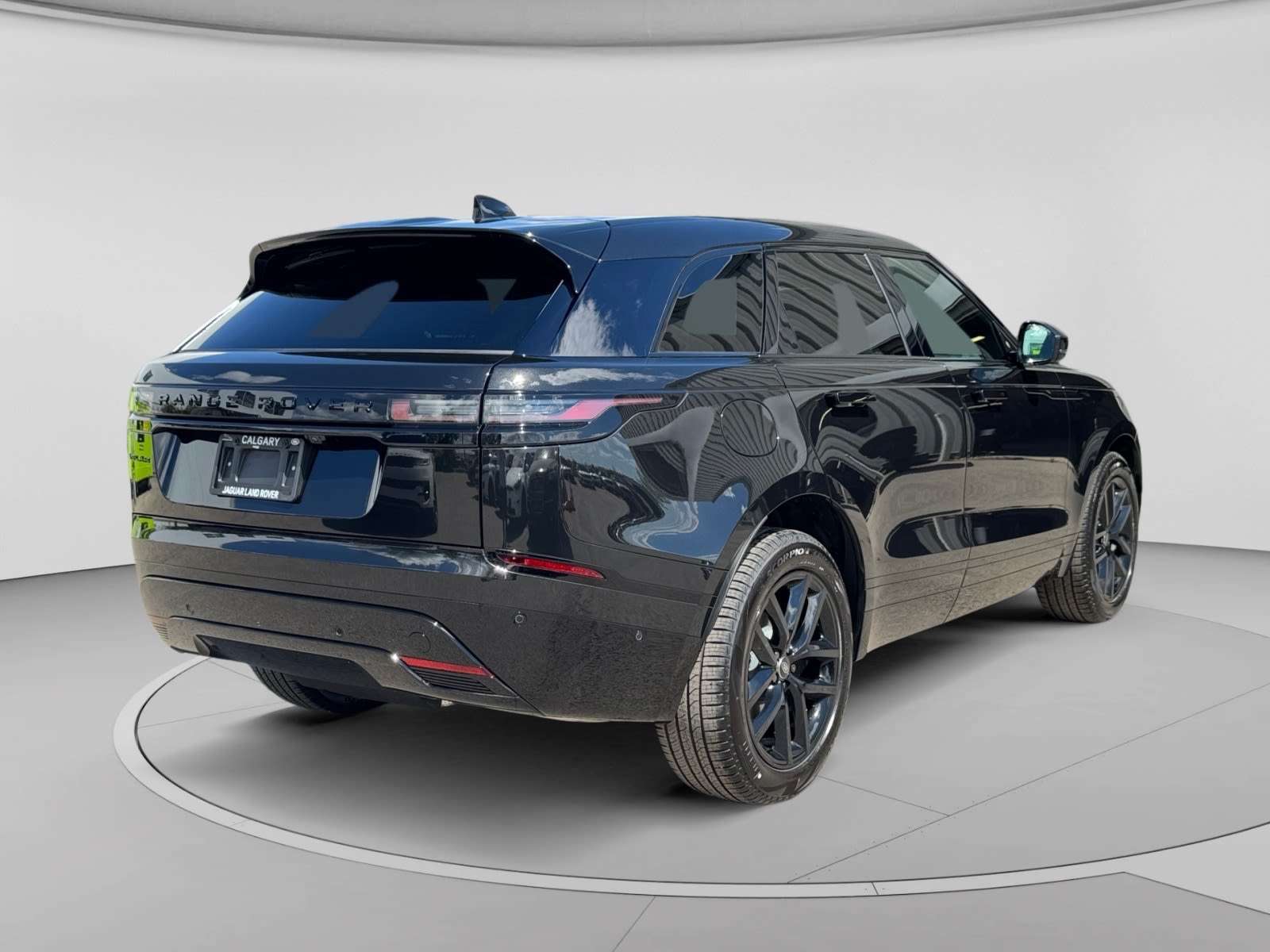 2026 Land Rover Range Rover Velar P340 Dynamic SE — снимка 5