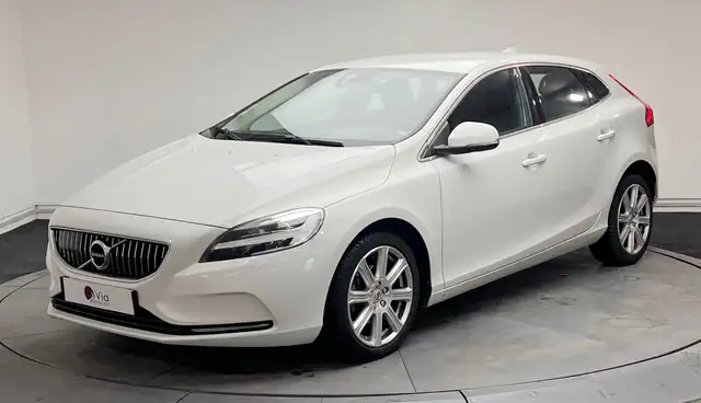 Volvo V40 D2 120 ch Inscription - 5P SUIVI COMPLET