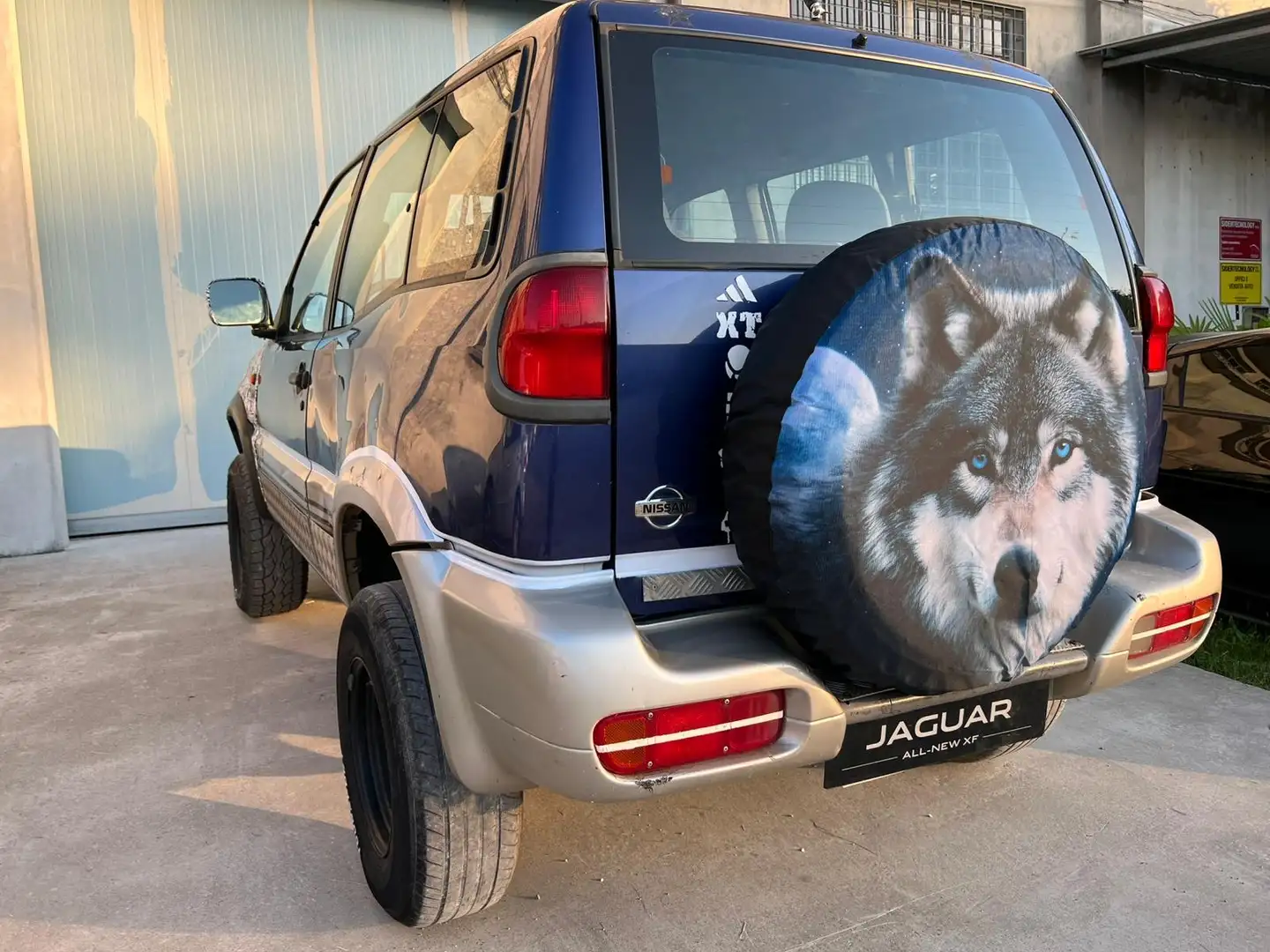 Nissan Terrano 3p 2.4 SE - 2
