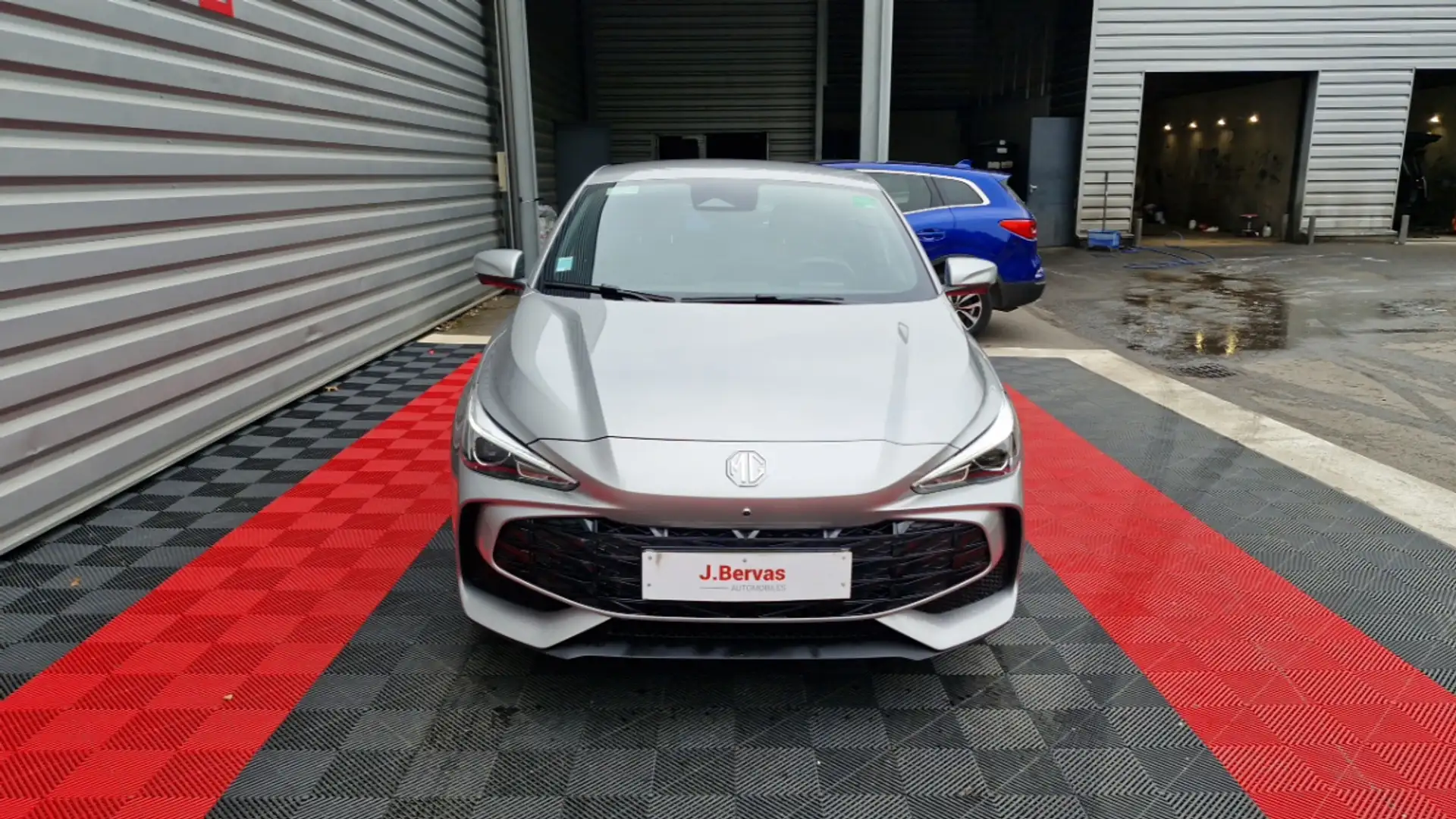 MG MG3 1.5 L HYBRID+ 195 CH LUXURY - 2