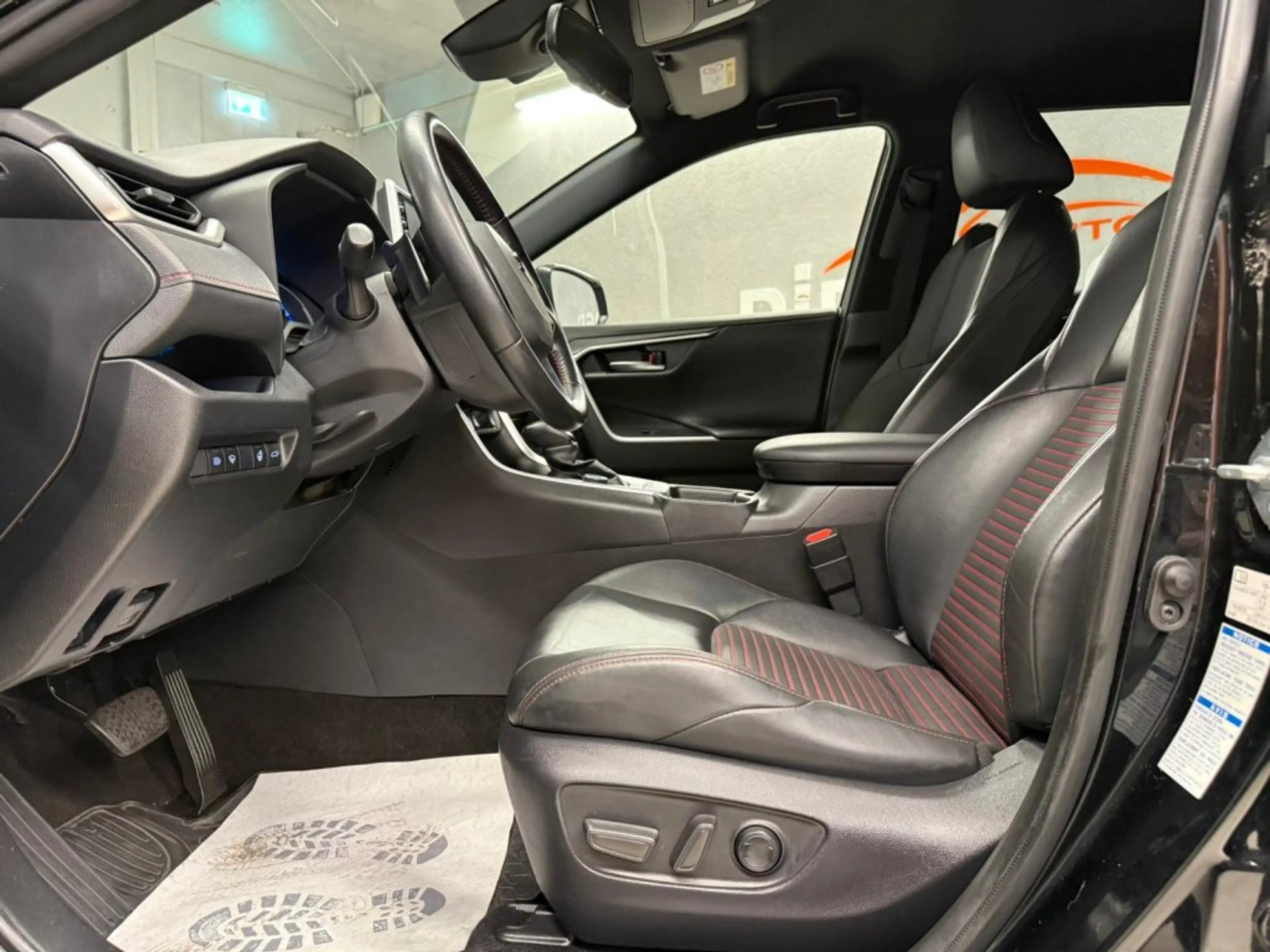 Suzuki Across 2.5 PHEV E-FOUR E-CVT flash — photo 7