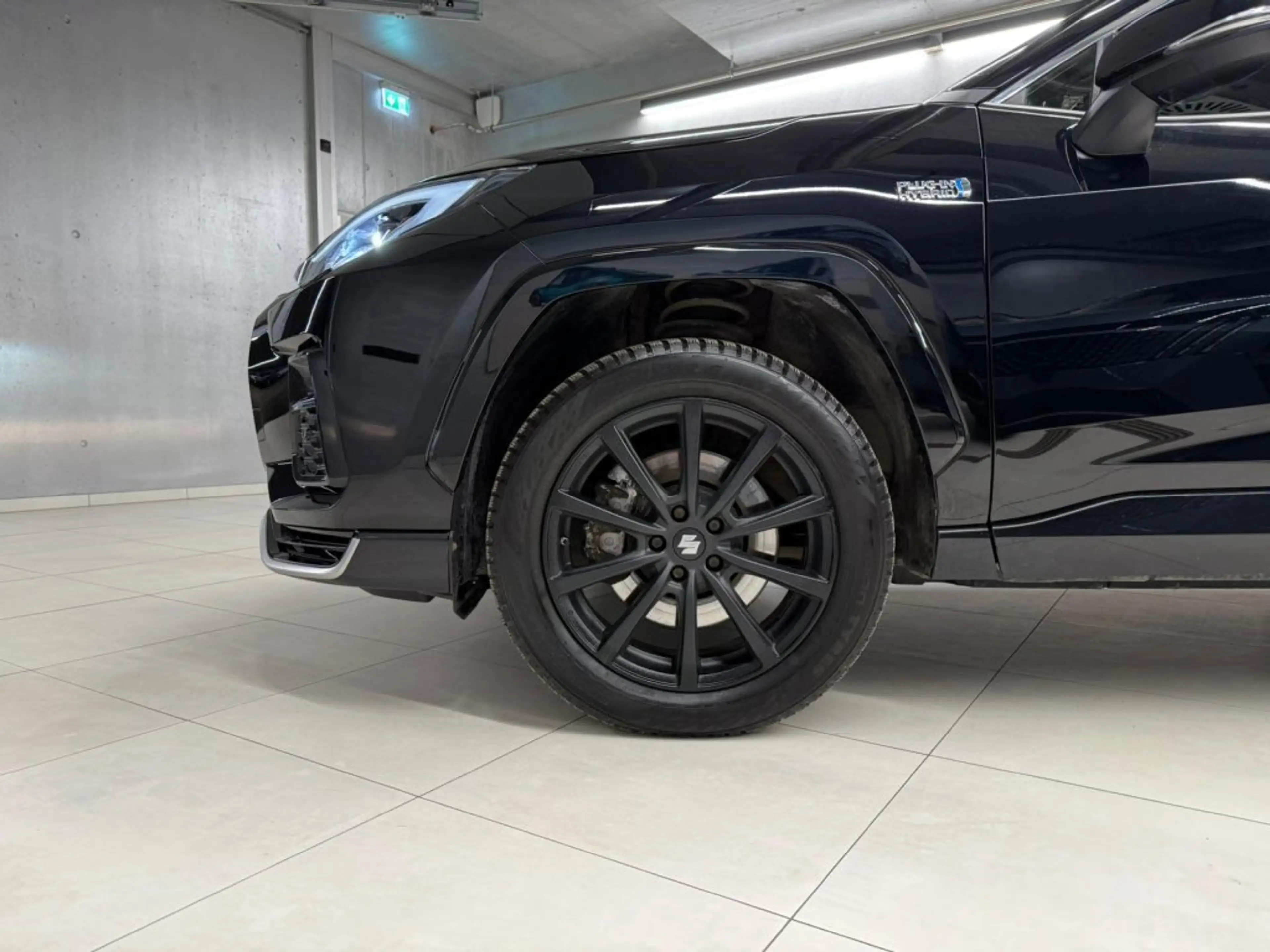 Suzuki Across 2.5 PHEV E-FOUR E-CVT flash — photo 5