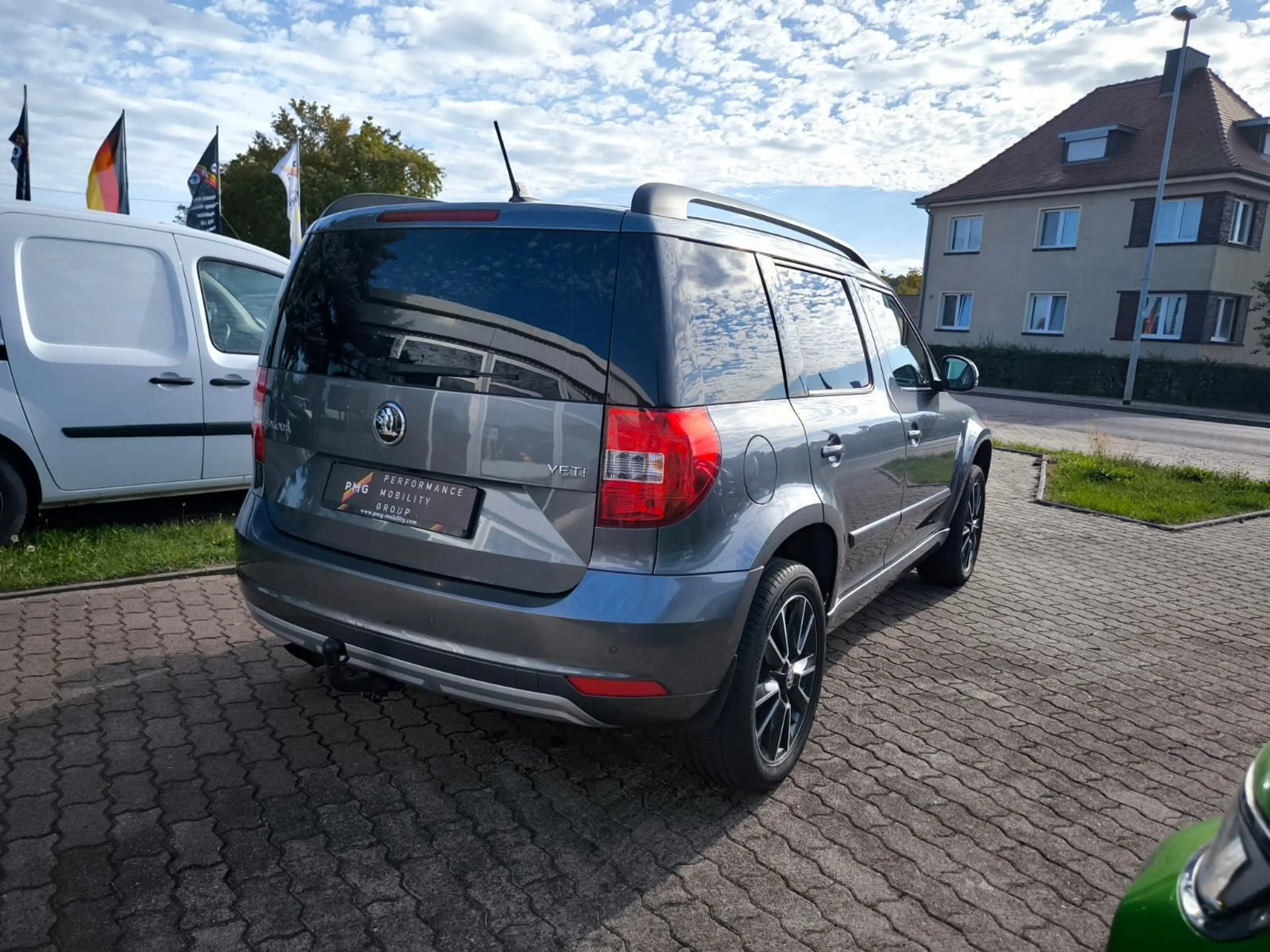 Skoda Yeti 1.4 TSI Drive AHK/Sitzheizung/Navigation — photo 7