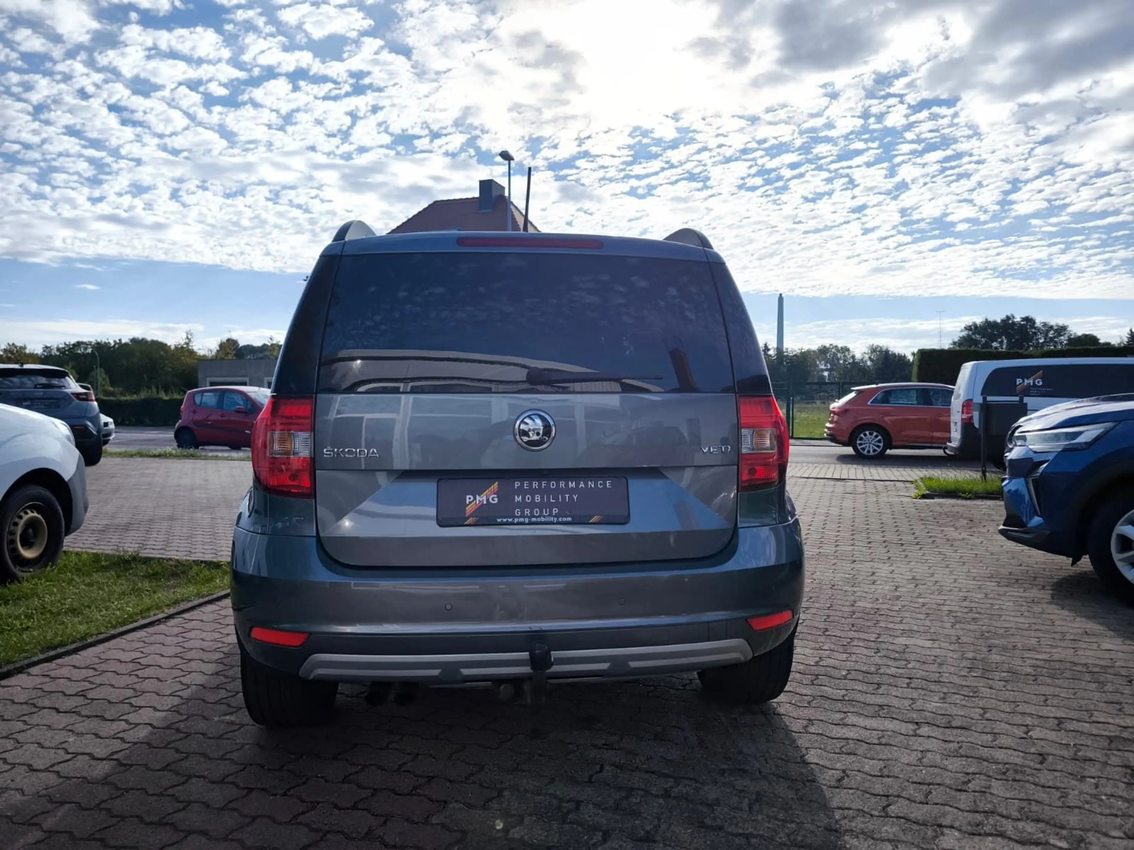 Skoda Yeti 1.4 TSI Drive AHK/Sitzheizung/Navigation — photo 5
