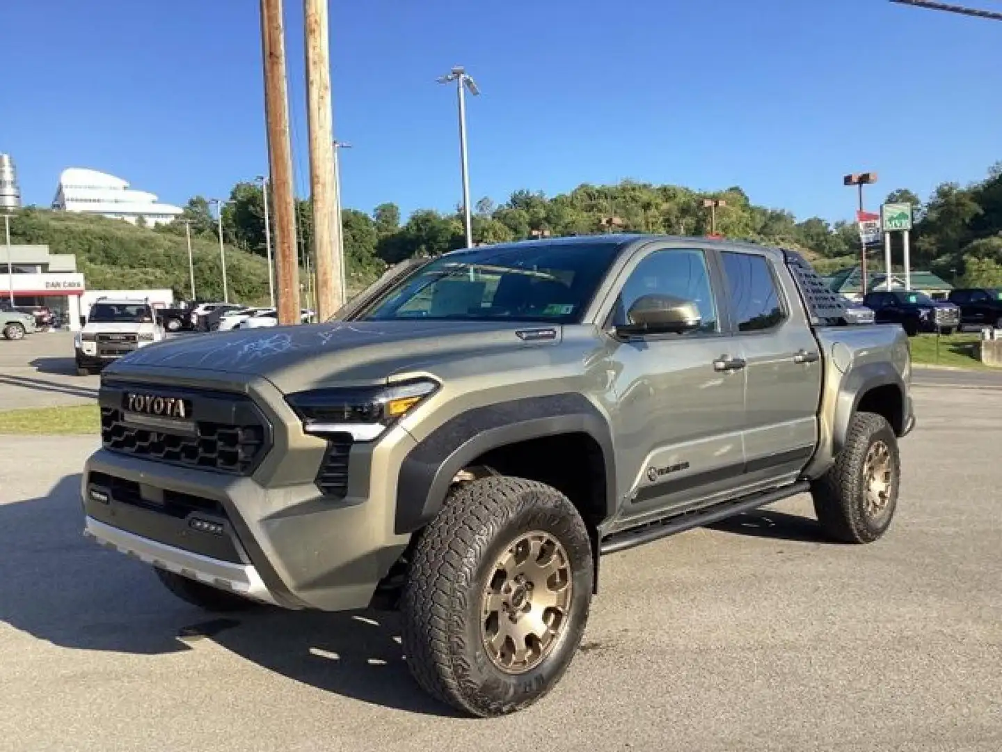 Toyota Tacoma 4X4 Double Cab Hybrid Trailhunter Gris - 1