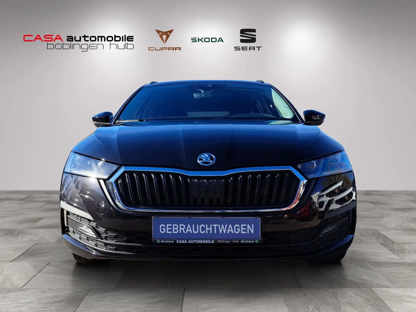 Skoda Octavia Combi Tour 2.0 TDI DSG AHK Navi Schwarz - 2