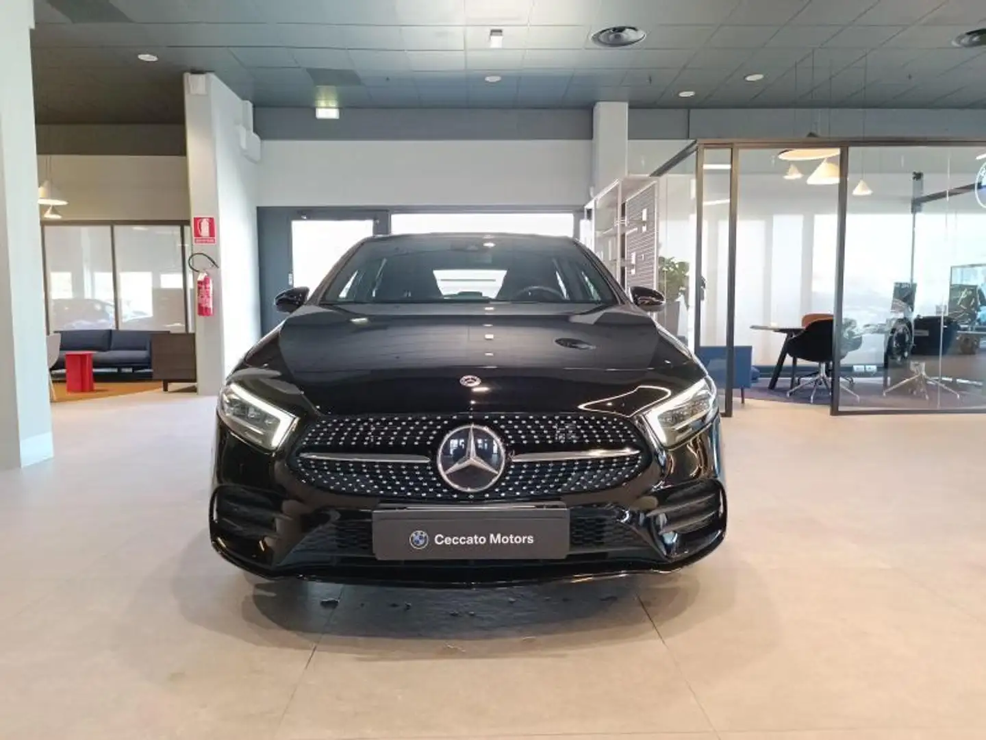 Mercedes-Benz A 250 e eq-power Premium auto Nero - 2