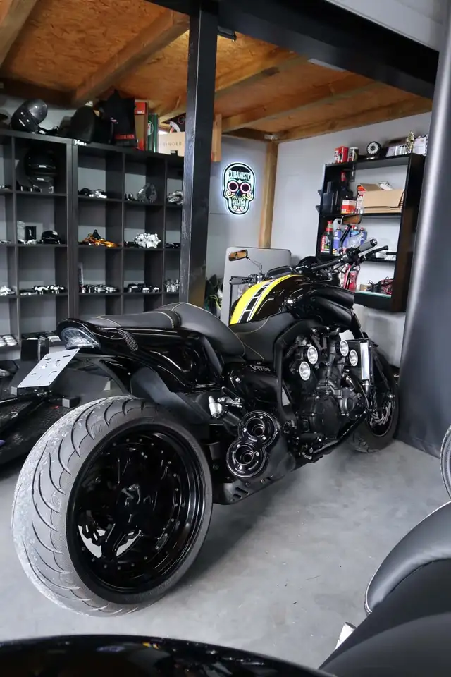 Yamaha Vmax