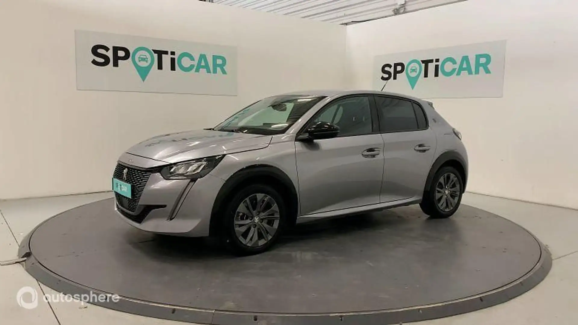 Peugeot 208 e-208 136ch Roadtrip - 1