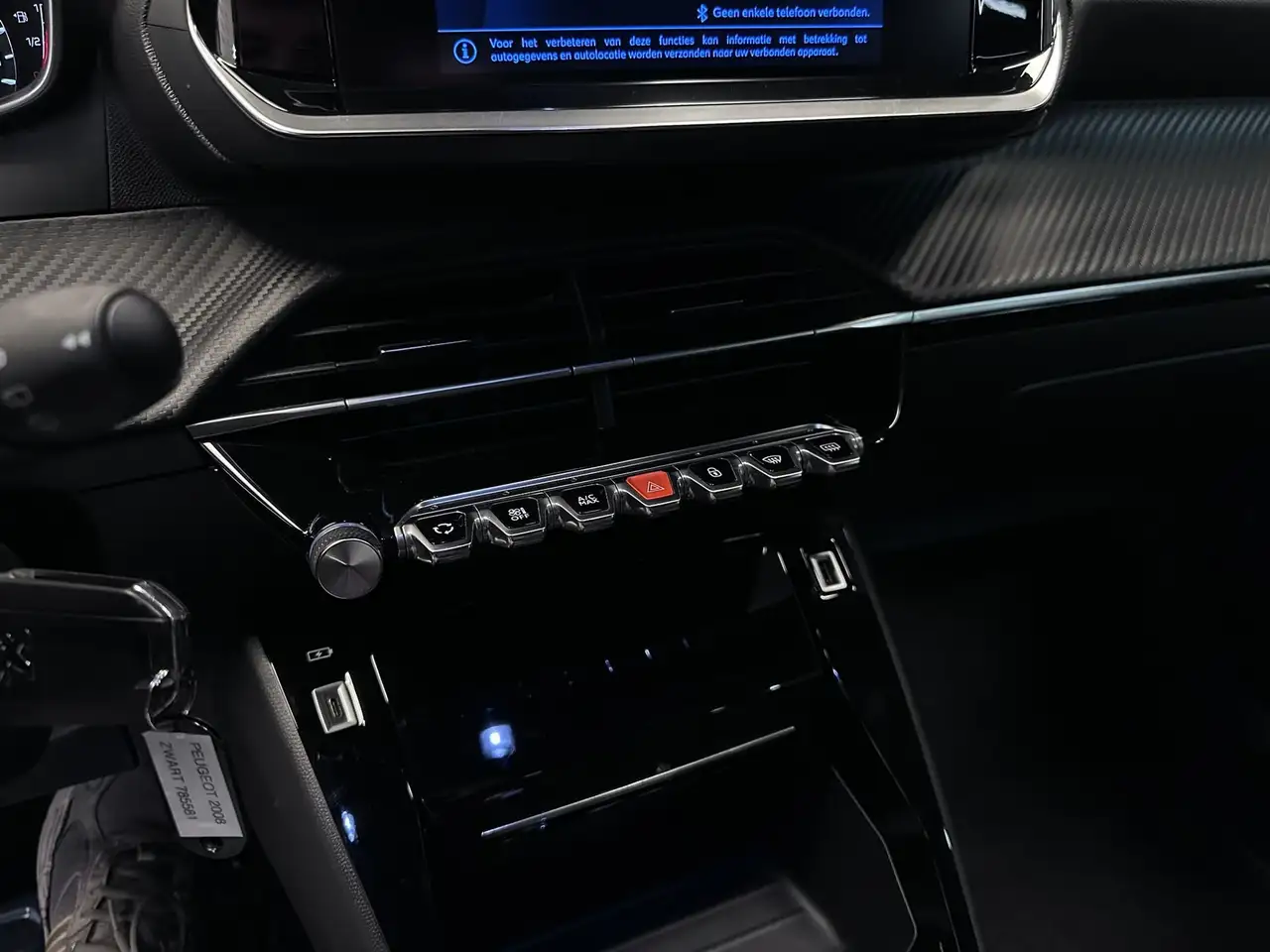 Peugeot 2008 1.2i*S&S*ALLURE*CARPLAY*39.455 KM!!!*, миниатюра 24